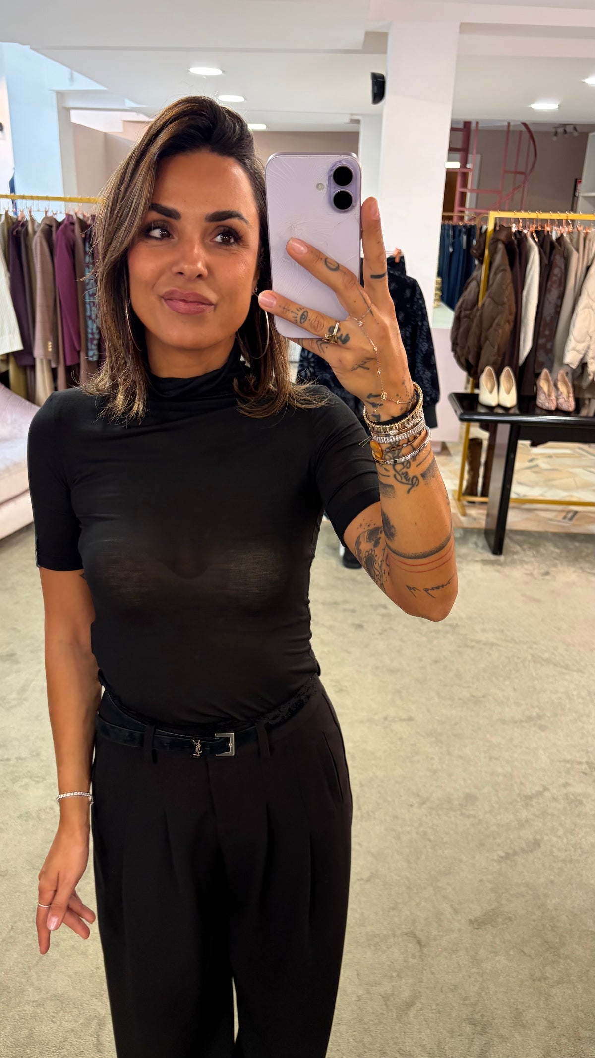 Maglia lupetto nera maniche corte Hinnominate