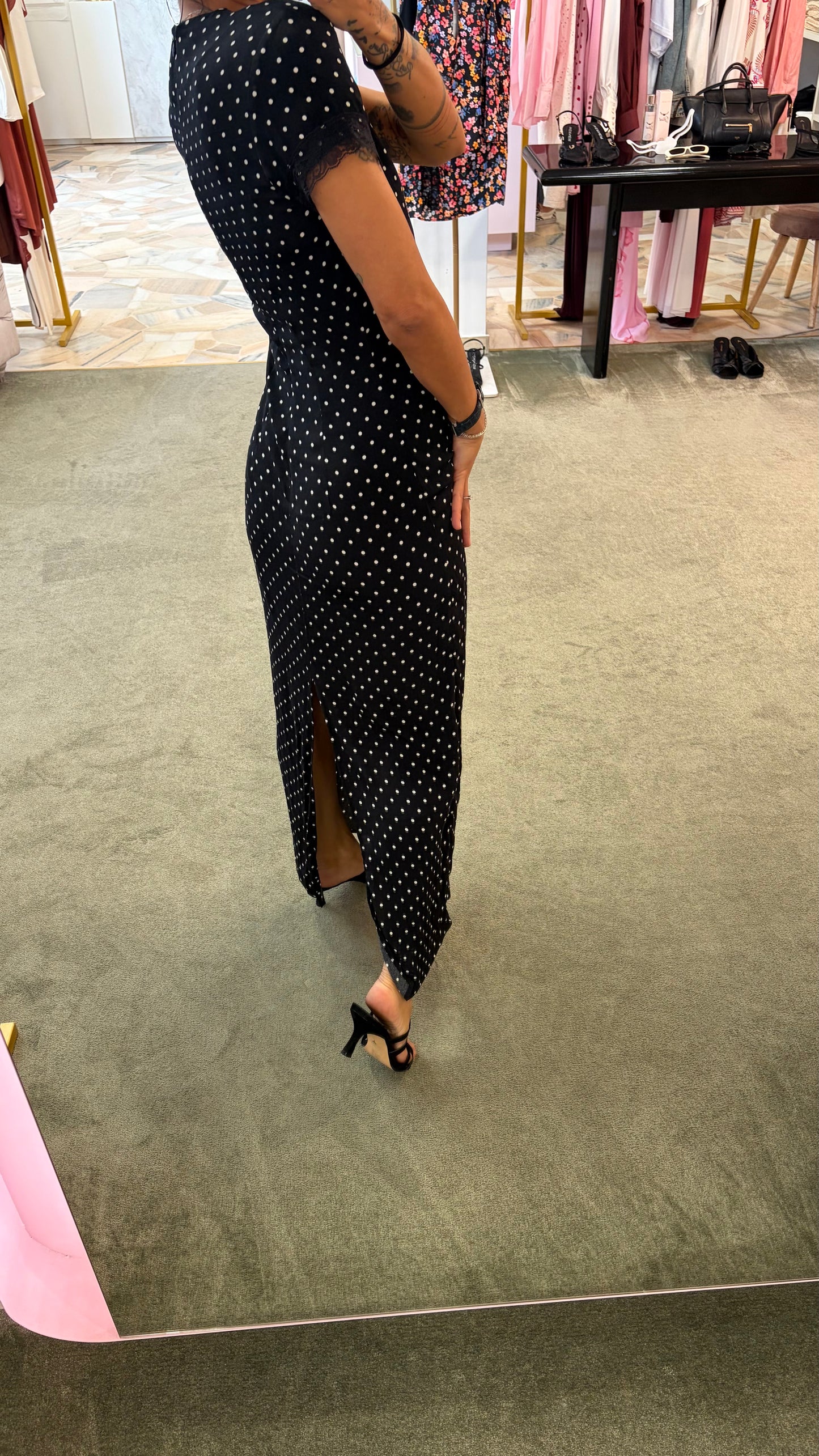 Abito raya midi MAR DE MARGARITAS nero a pois con pizzo