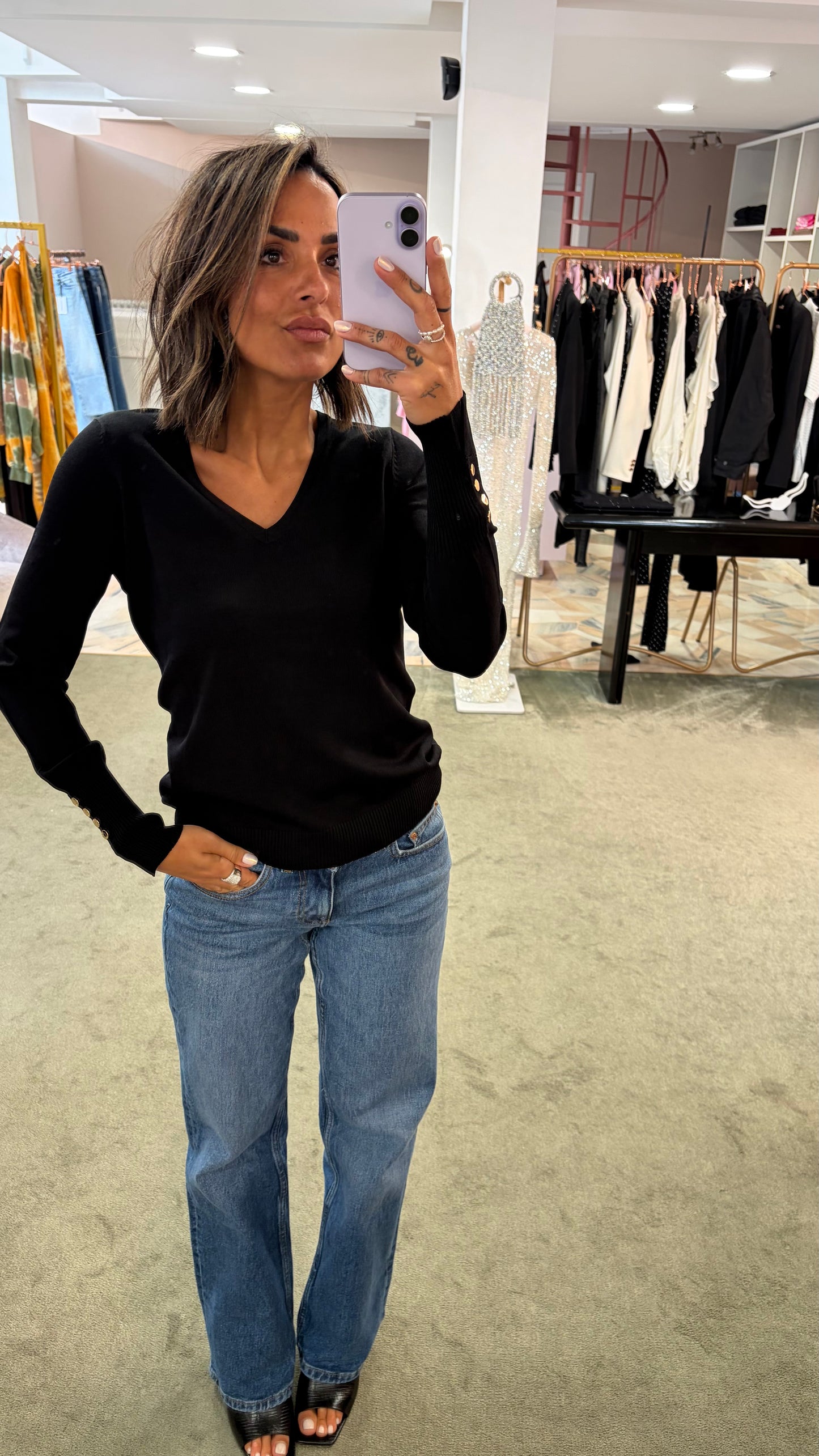 Maglione scollo a v nero fr