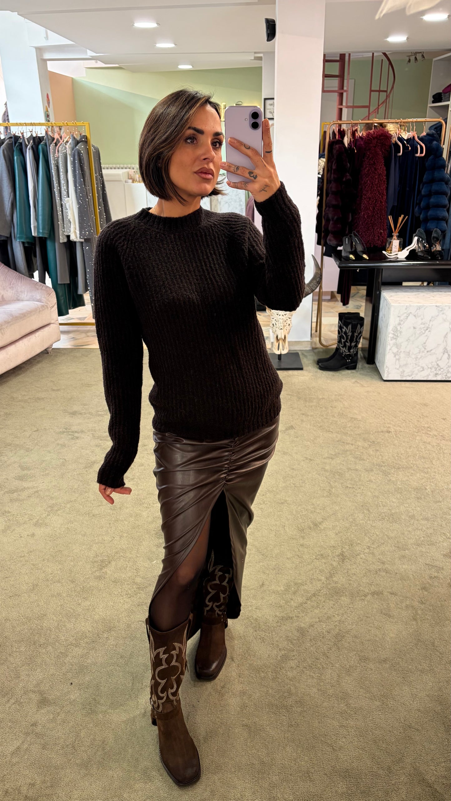 Maglione girocollo marrone cioccolato a costine Irish