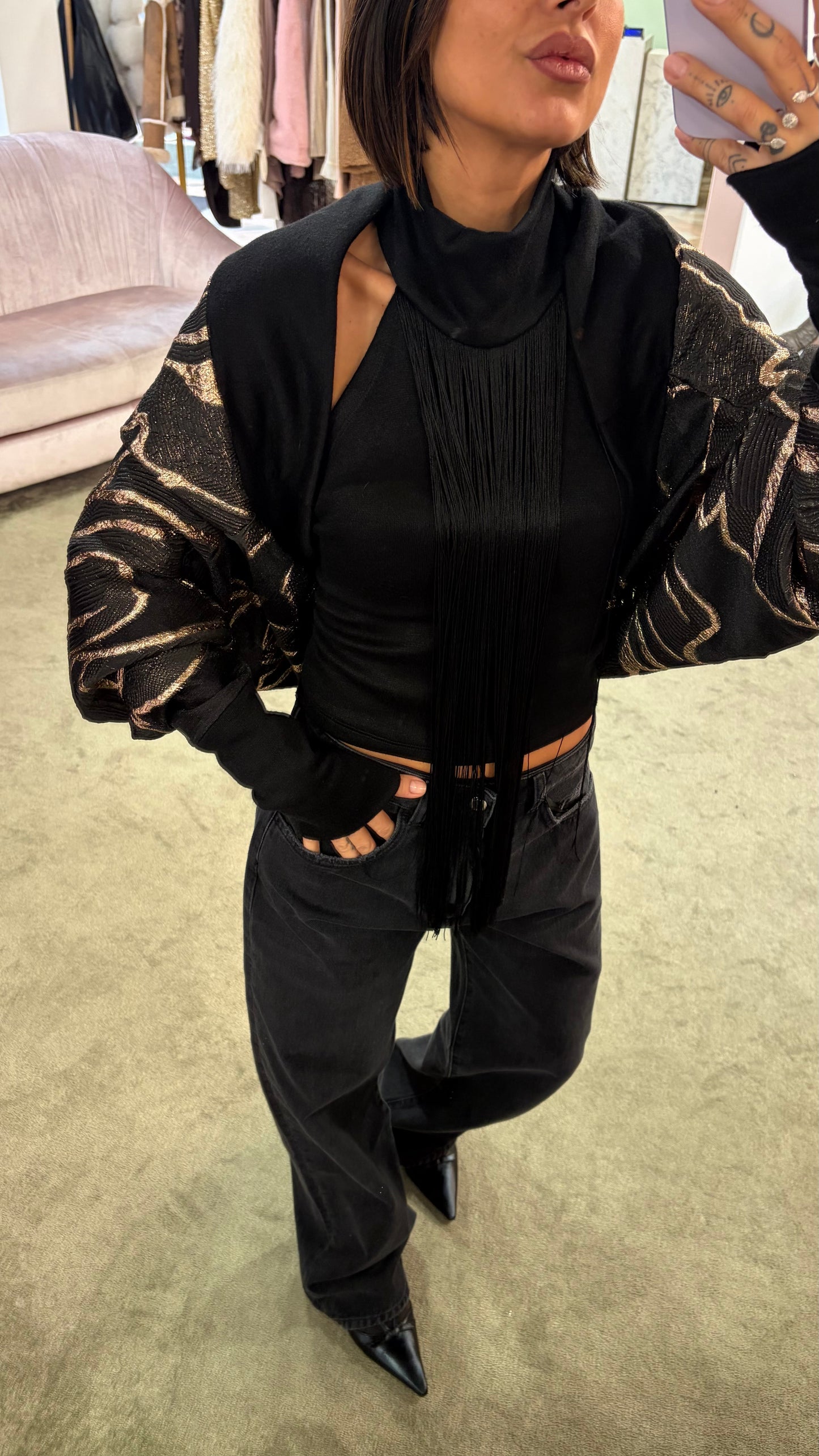 Maxi corprispalle nero con foglie oro mq