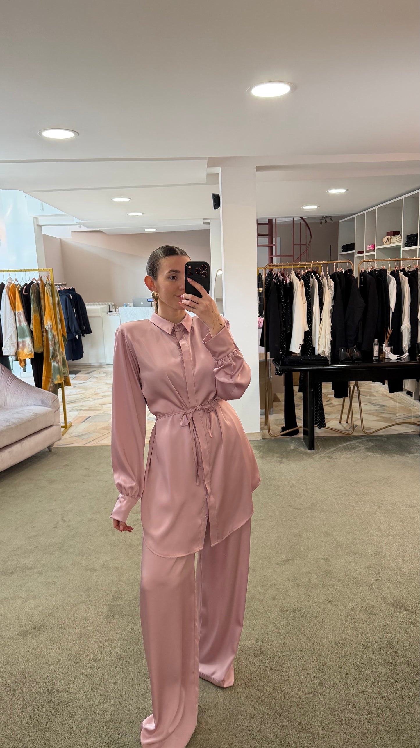 Camicia abito rosa in satin over ks