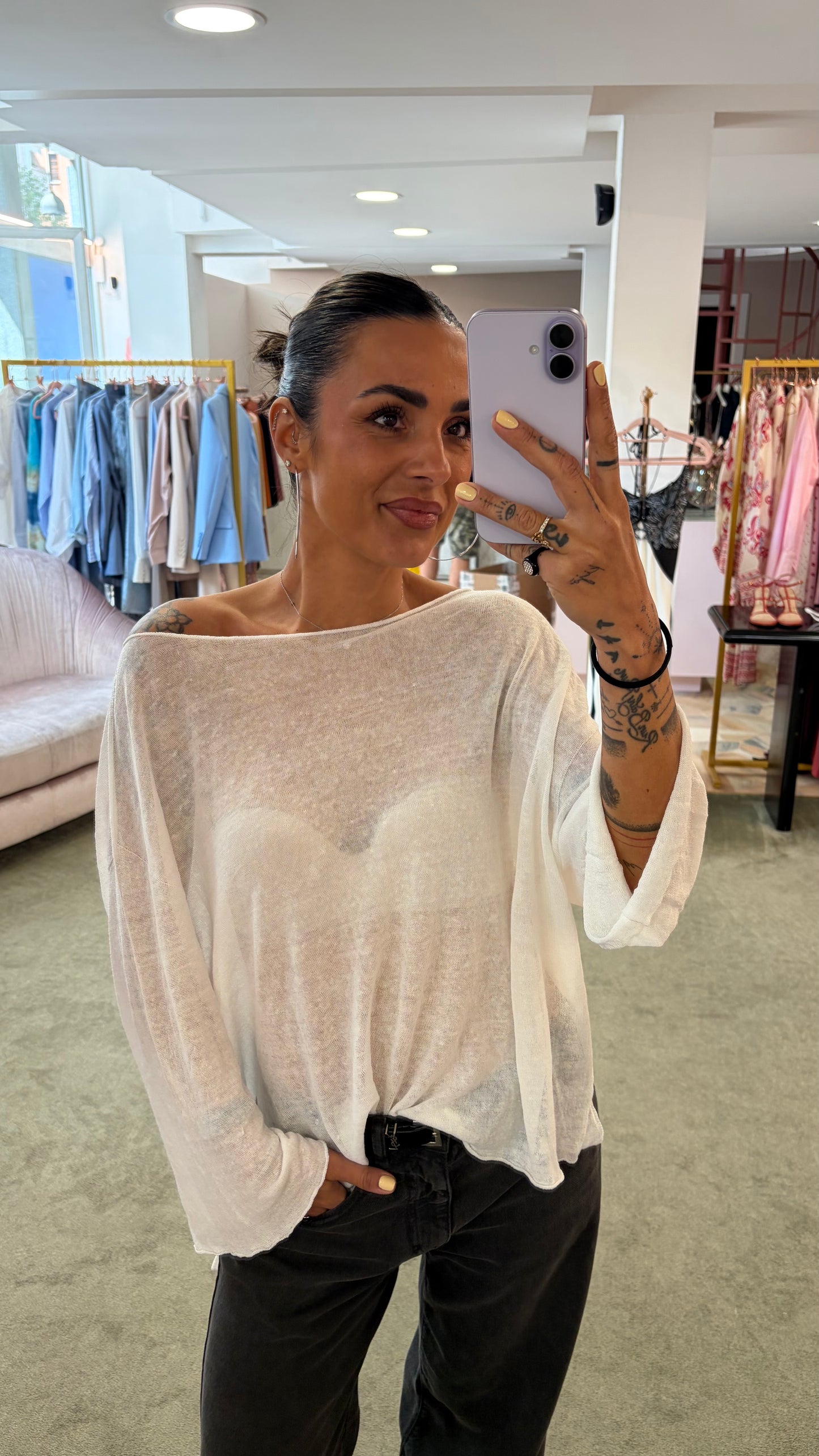 Maglia bianca scollo a barca in lino fy