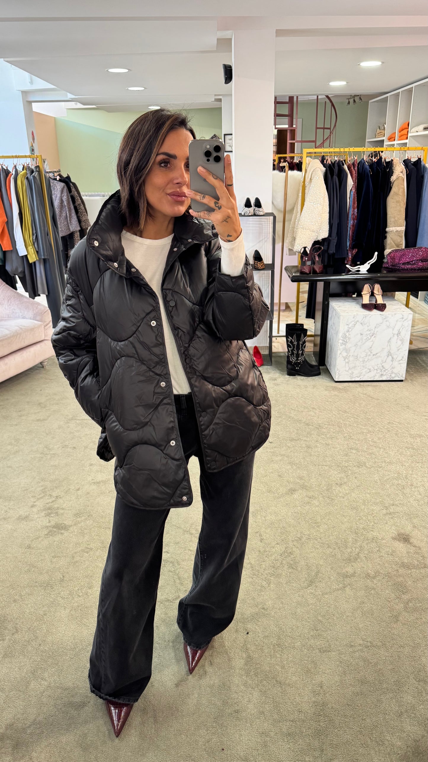 Piumino stella nero trapuntato jx