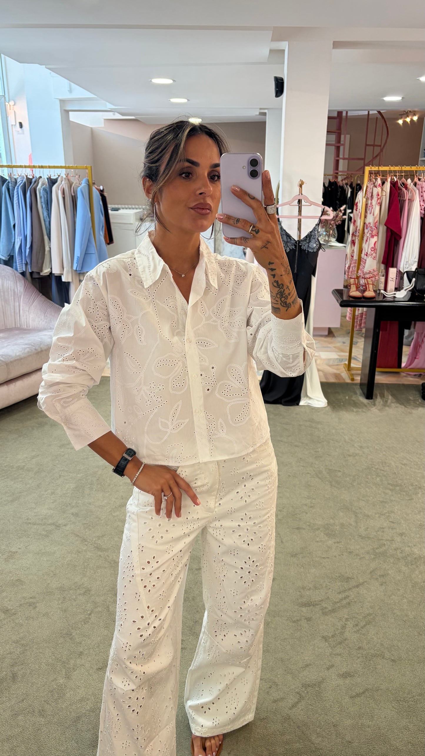 Camicia crop bianca in sangallo jx