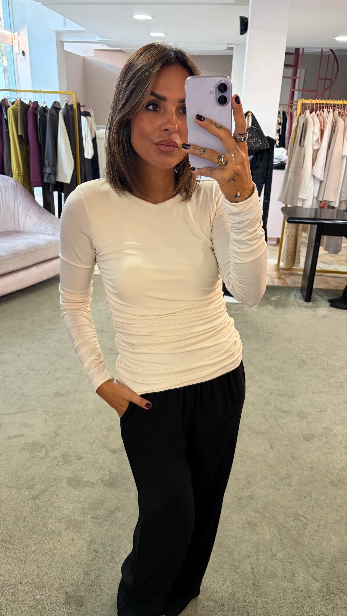 Maglia madelynn panna manica lunga con arricciature aw