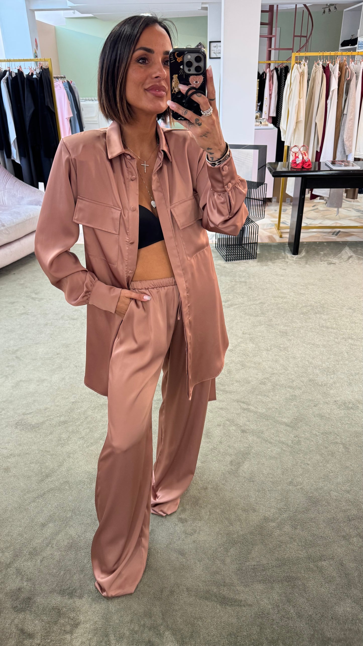 Pantaloni rosa blush in satin morbidi ks