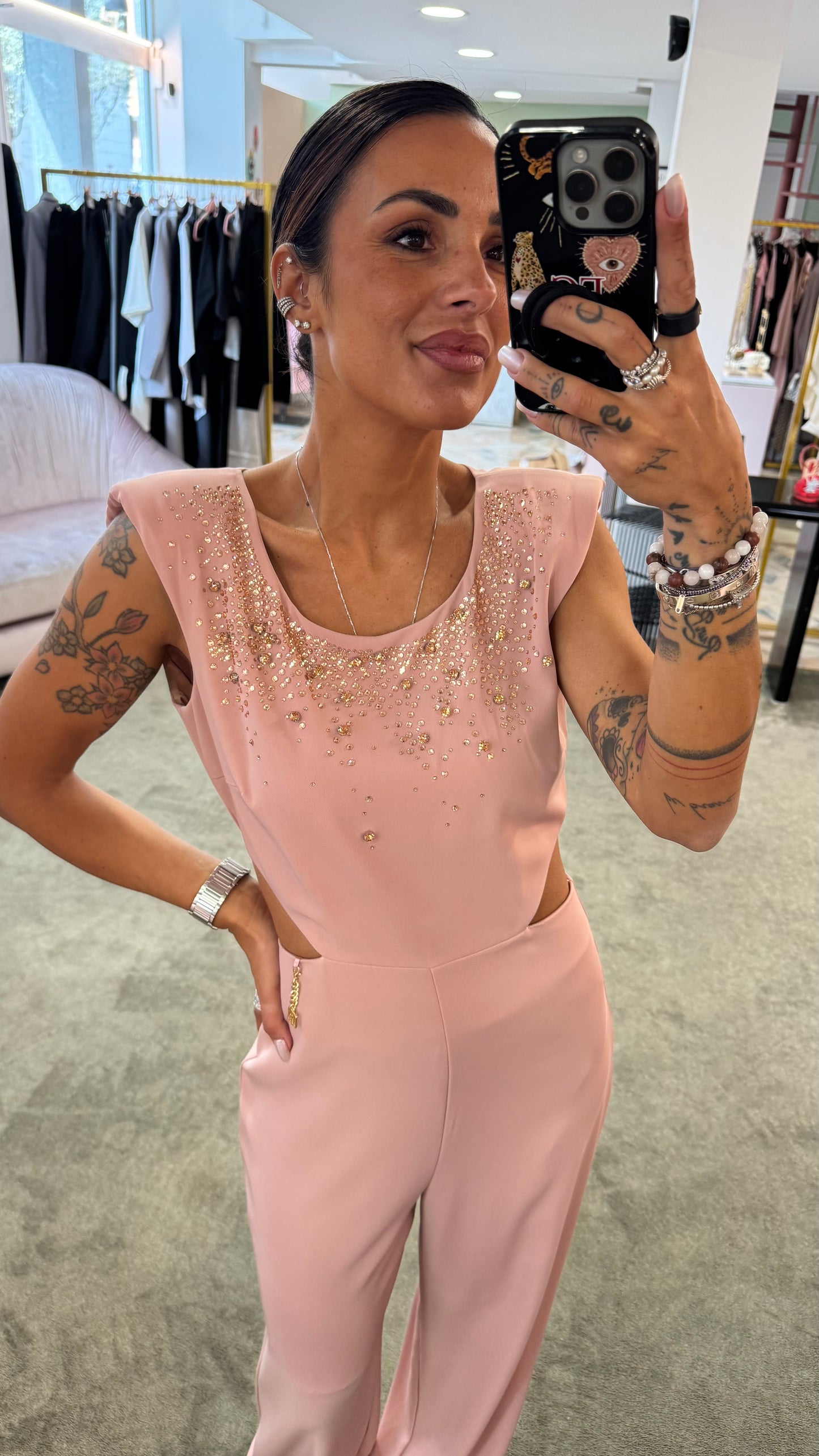 Jumpsuit rosa con cristalli fr
