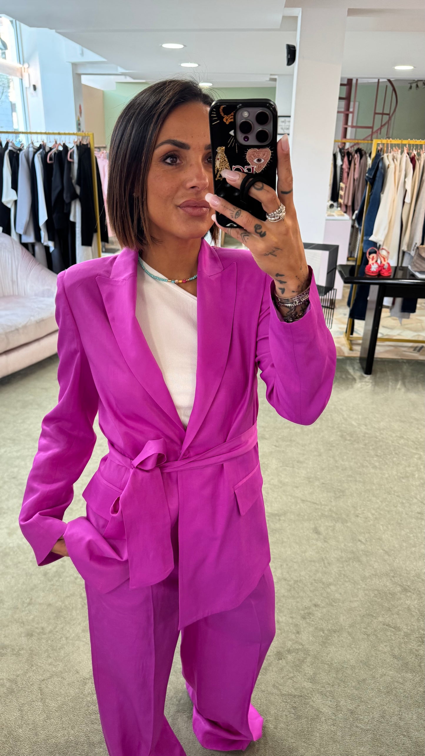 Blazer plume satin con cintura Actualee