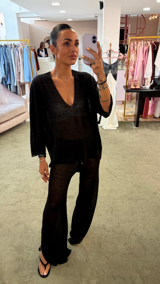 Maglia nera scollo a v in lino fy