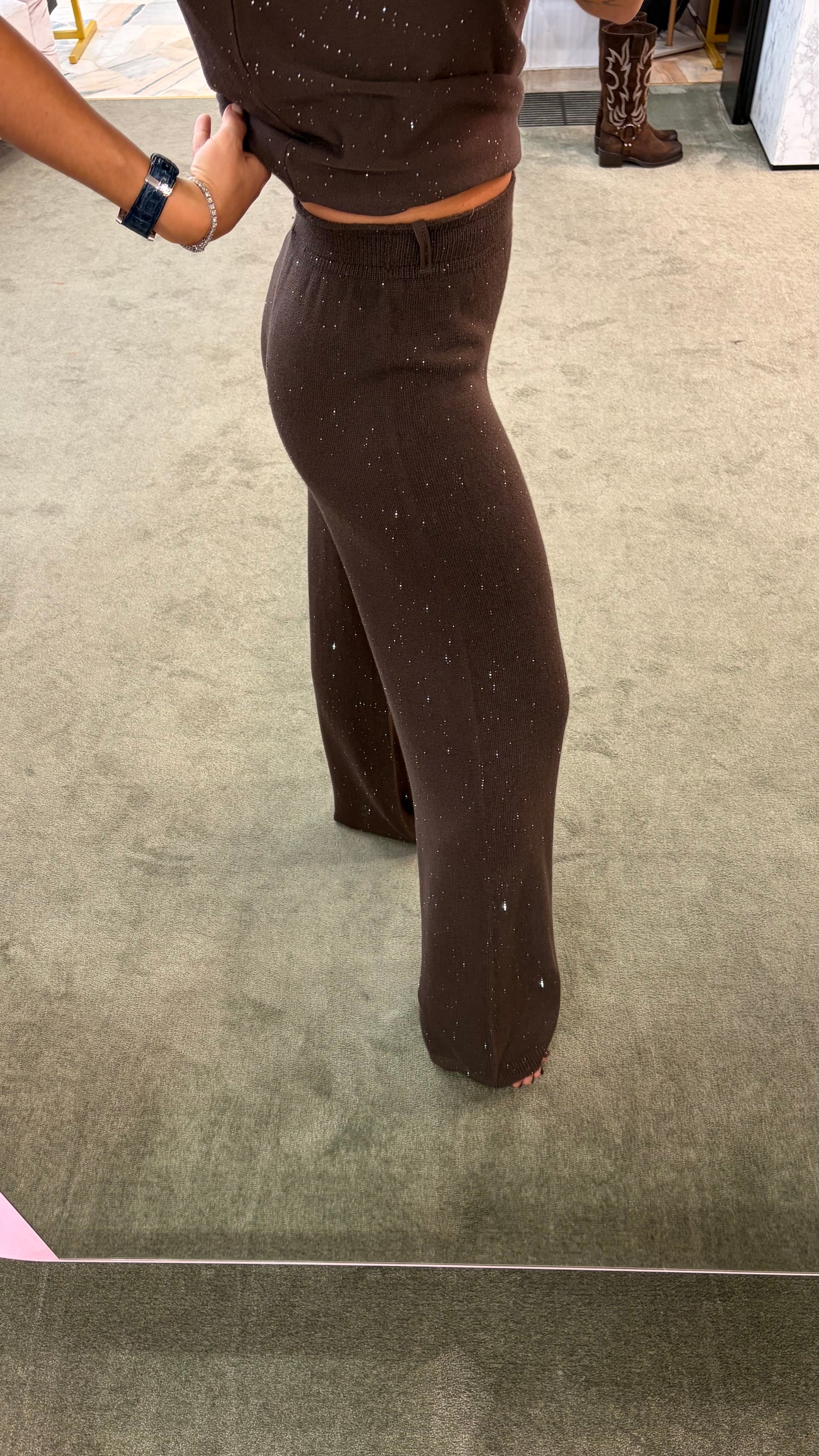 Pantaloni marroni testa di moro Hinnominate in maglia con micropaillets