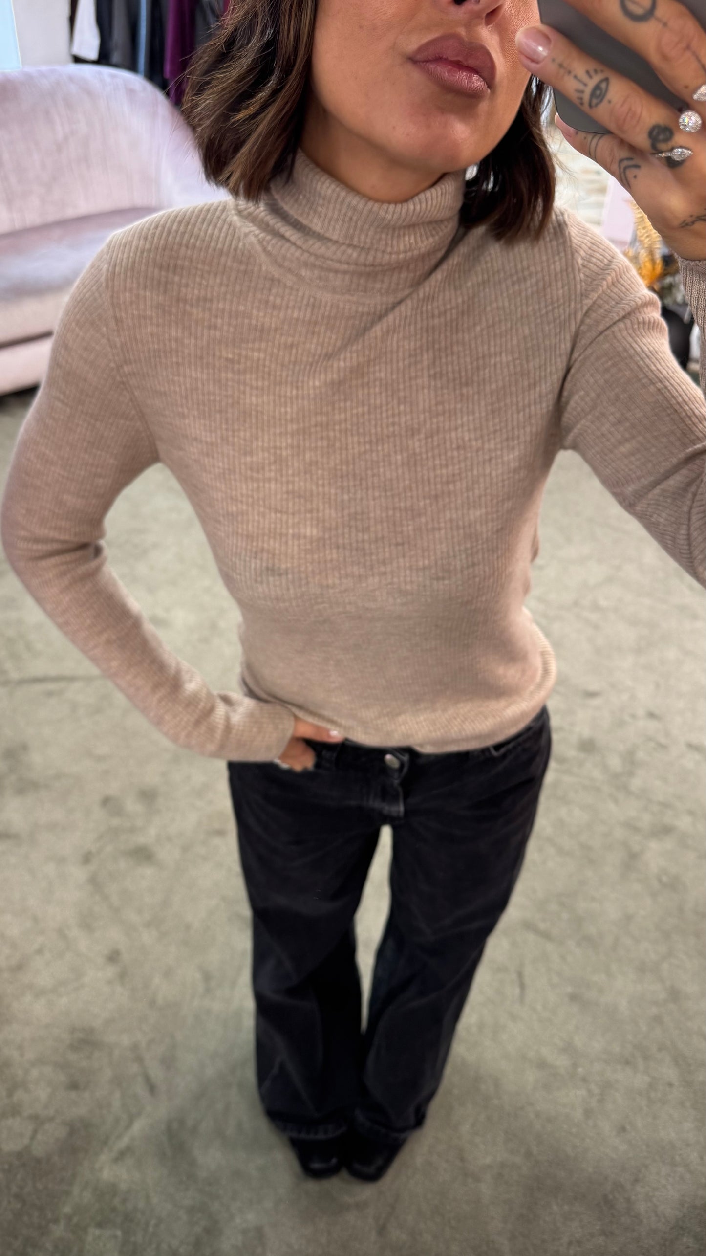 Maglia dolcevita beige melange a costine sl