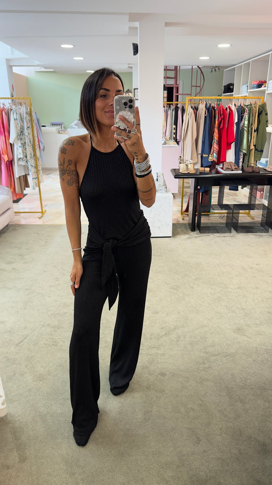 Jumpsuit nera in maglia a costine Cotazur