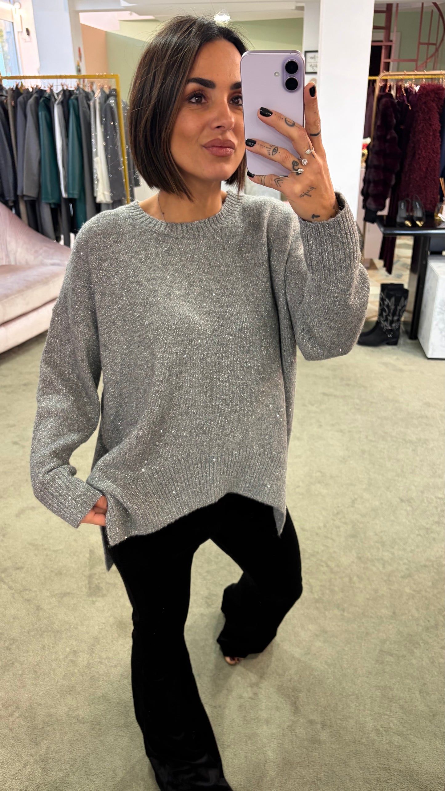 Maglione over grigio con micropaillettes bj