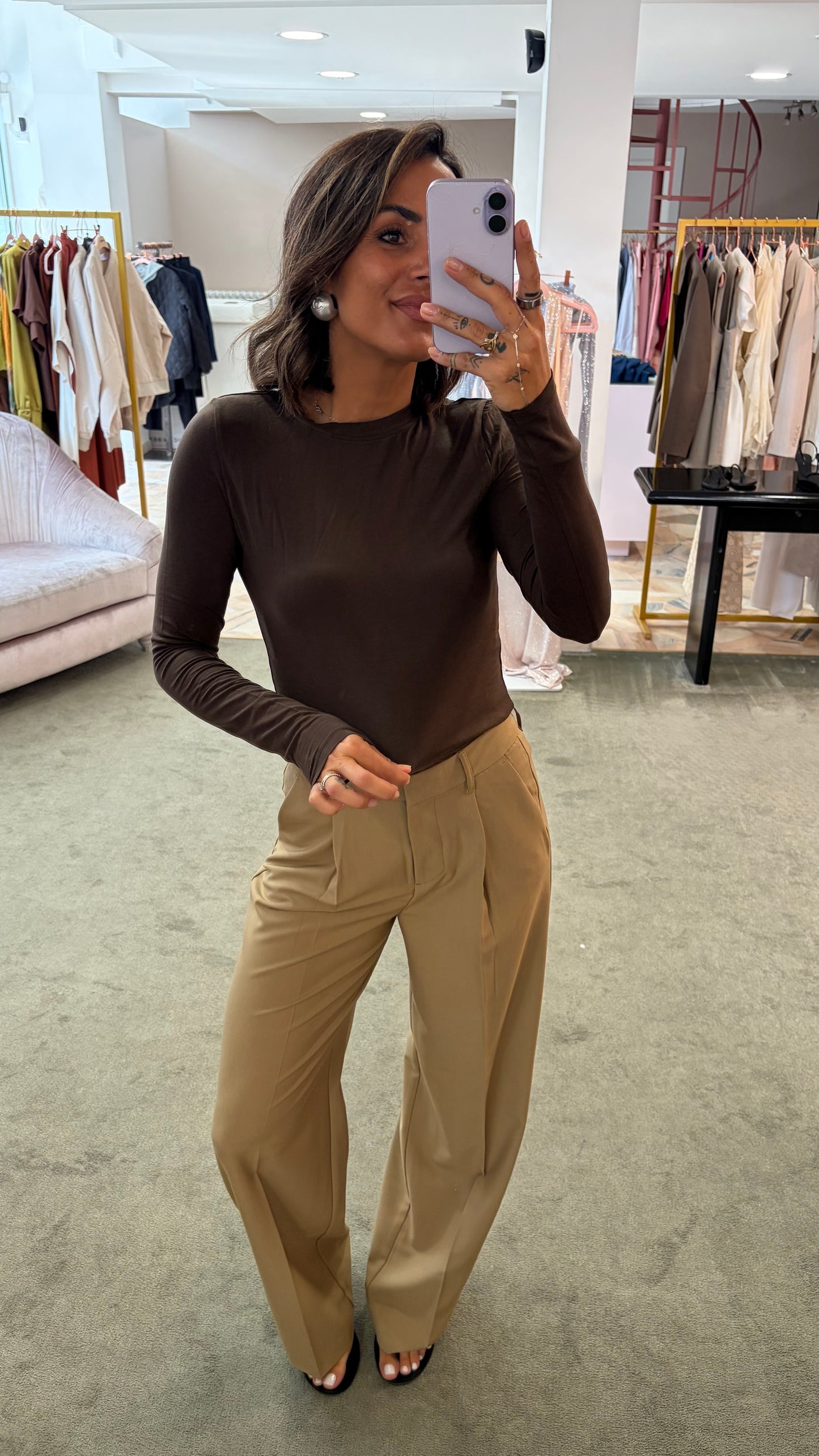 Pantaloni cammello ellis con pences wide leg jx