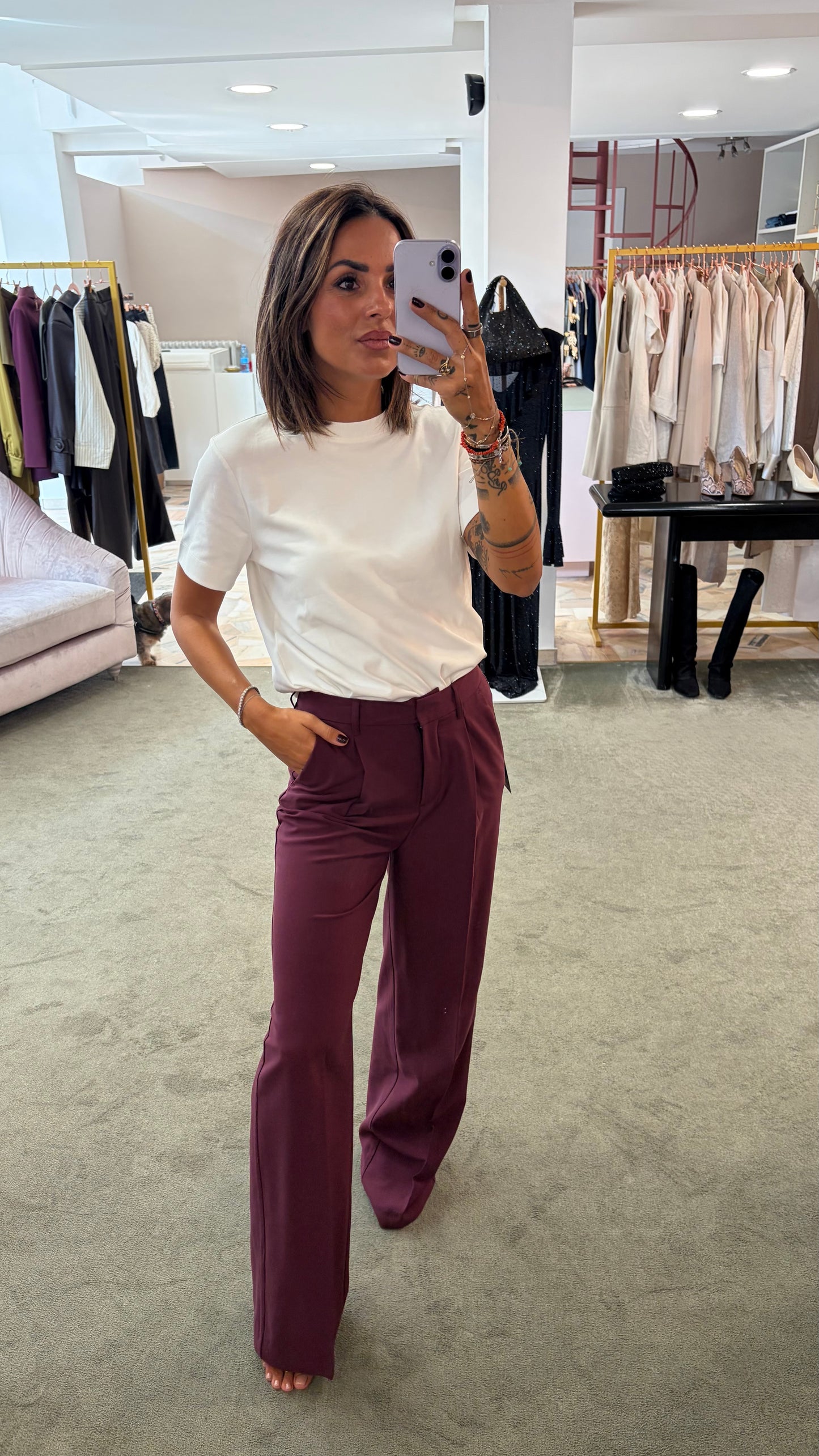 Pantaloni bordeaux ellis con pences wide leg jx