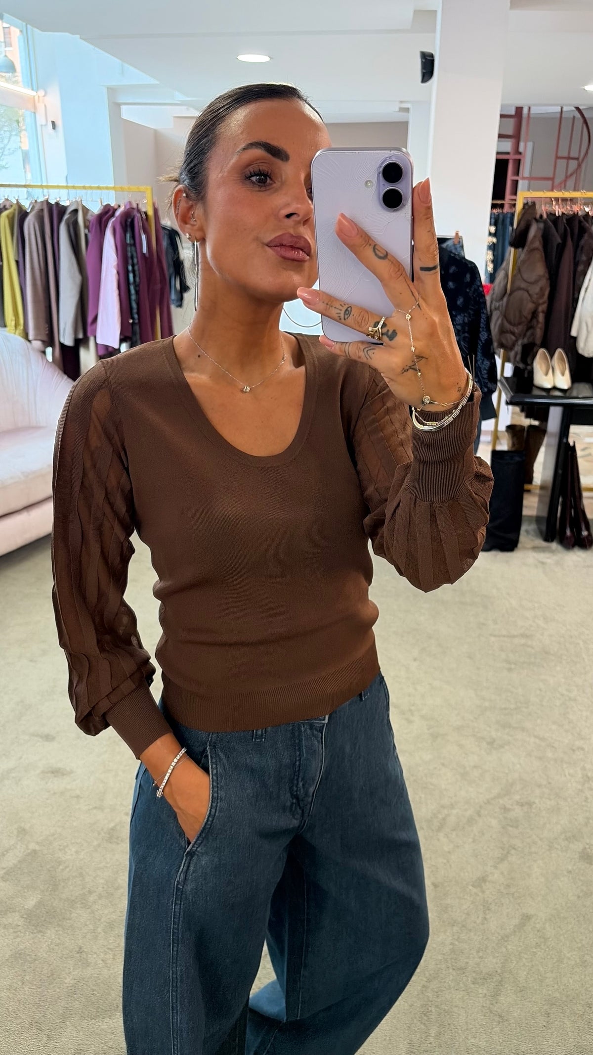 Maglia marrone girocollo maniche lunghe a righe fr
