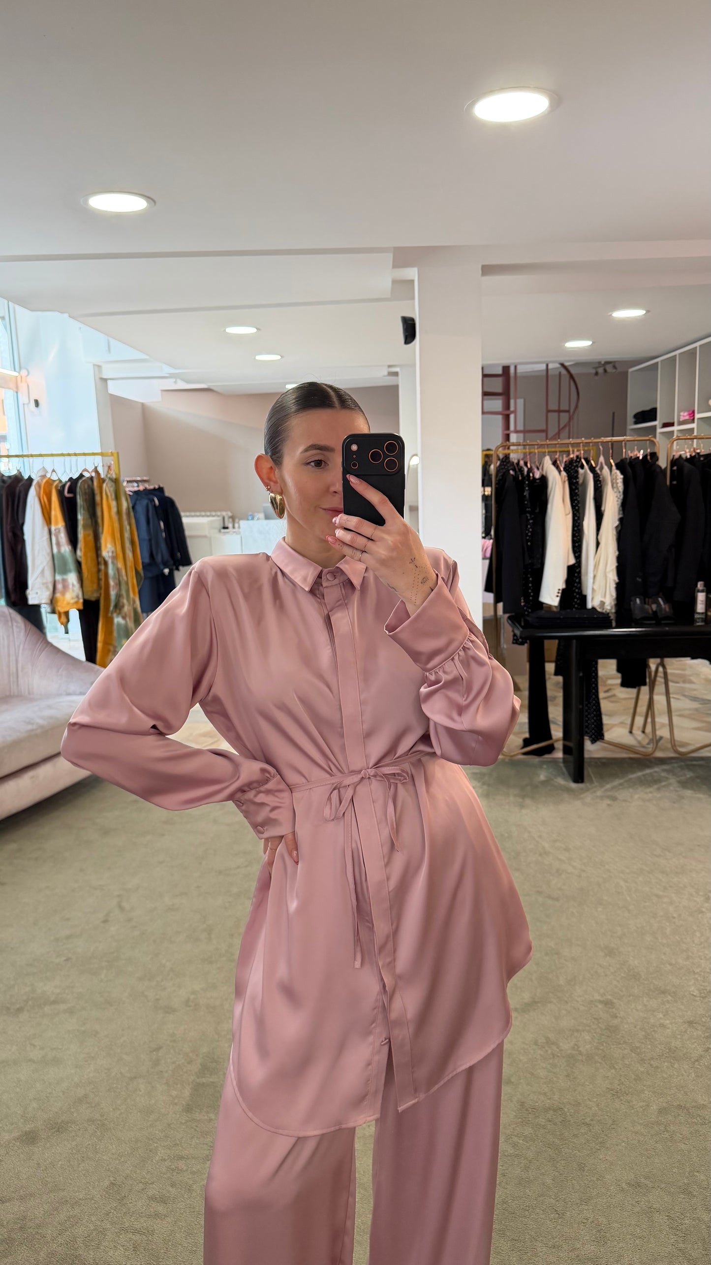 Camicia abito rosa in satin over ks