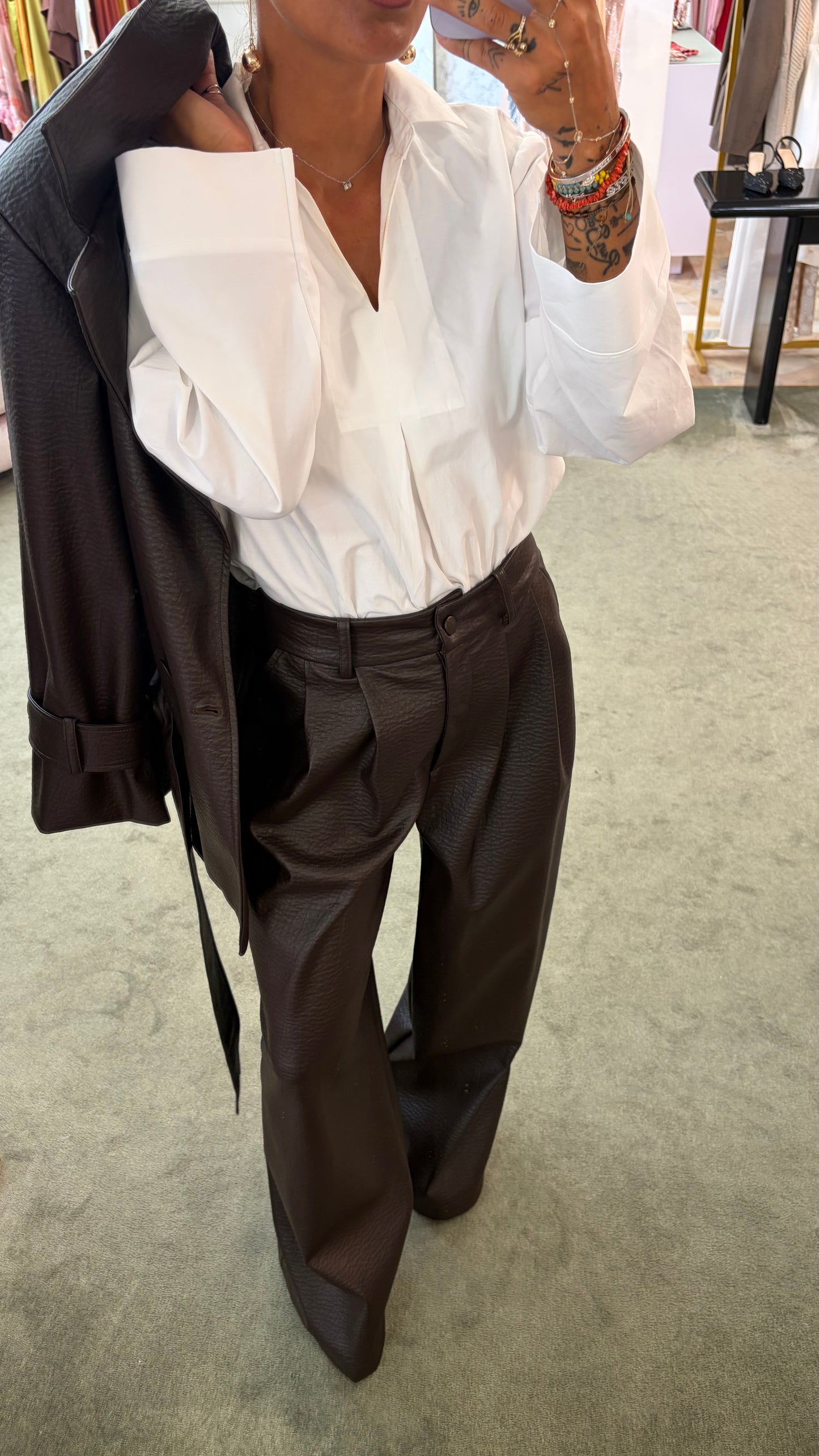 Pantaloni marroni testa di moro ecopelle martellata Actualee