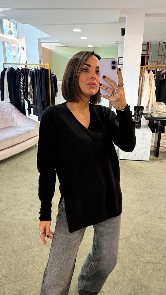 Maglione scollo a v nero con spacchi laterali fr
