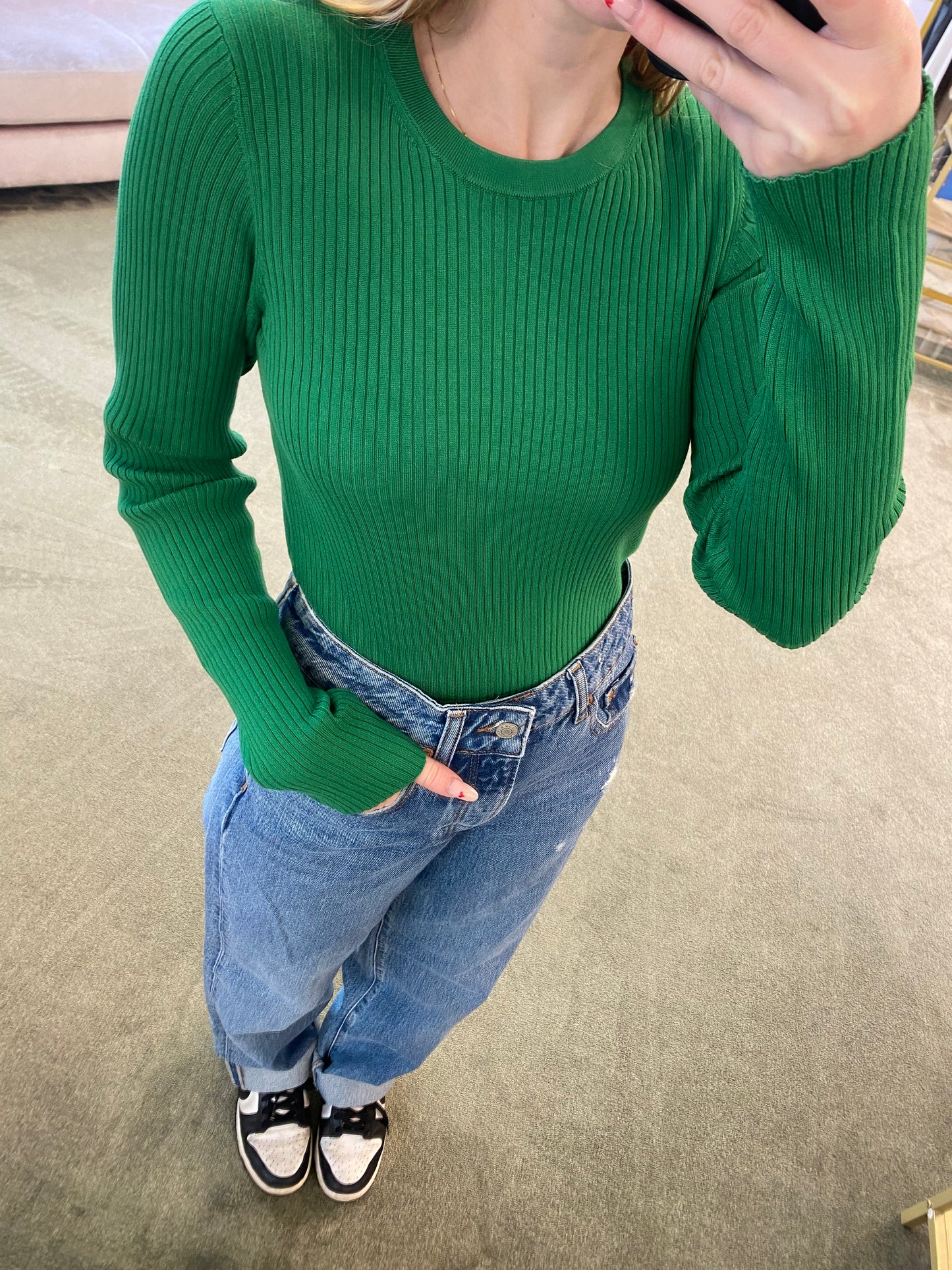 Maglia verde a costine manica lunga