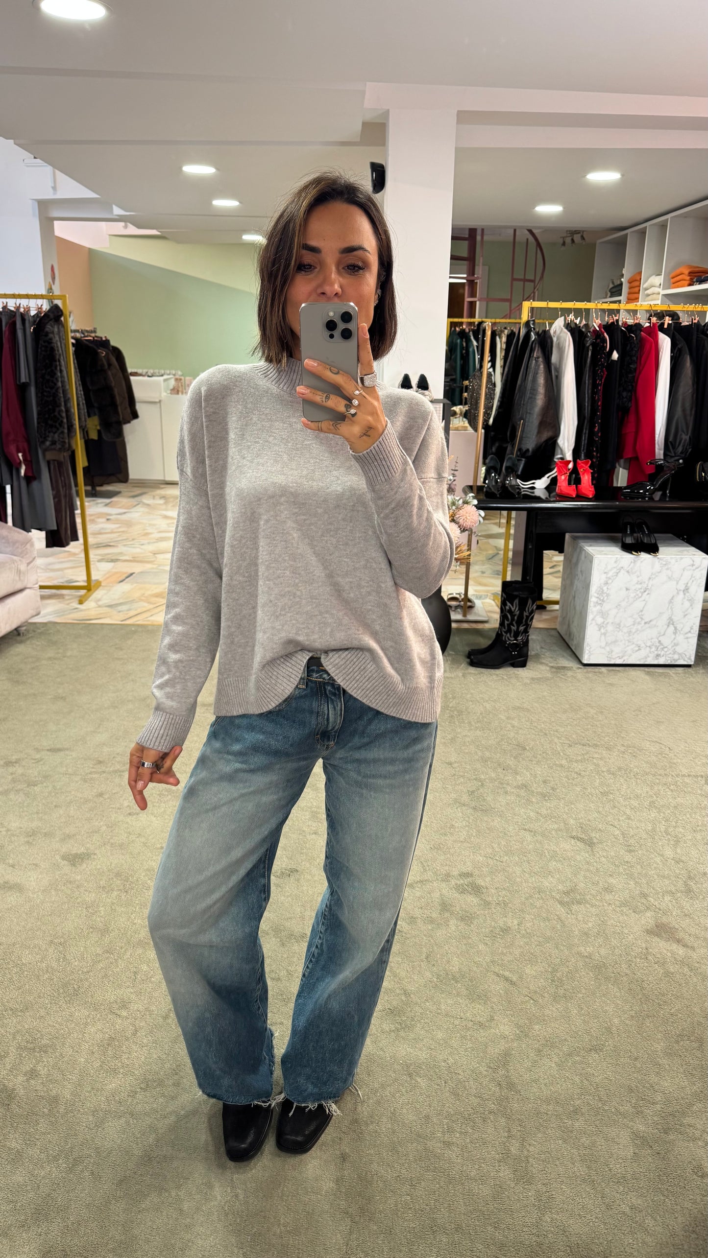 Maglione lupetto grigio perla a scatola tk