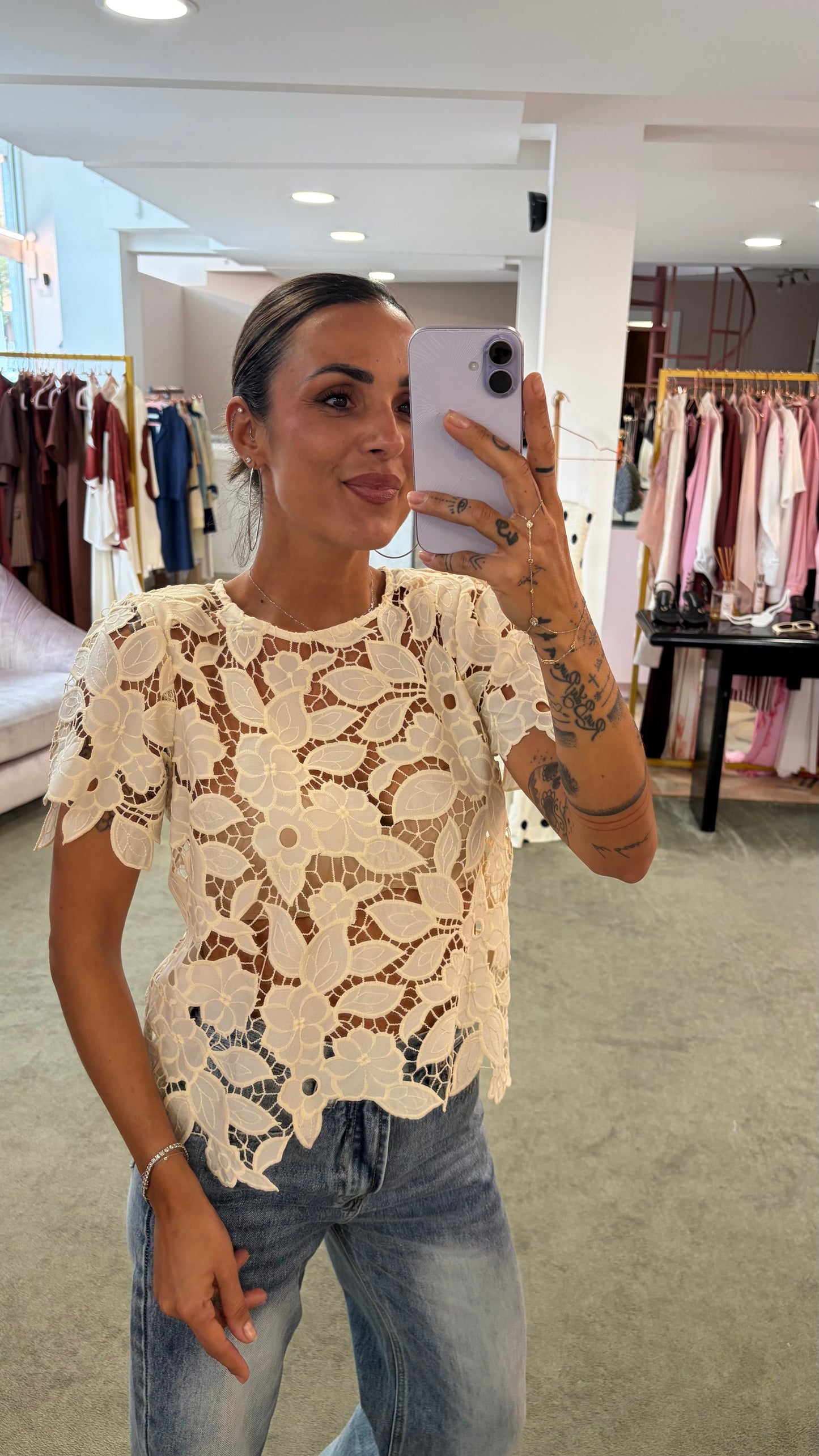 Maglia crema foglie traforata manica corta sy