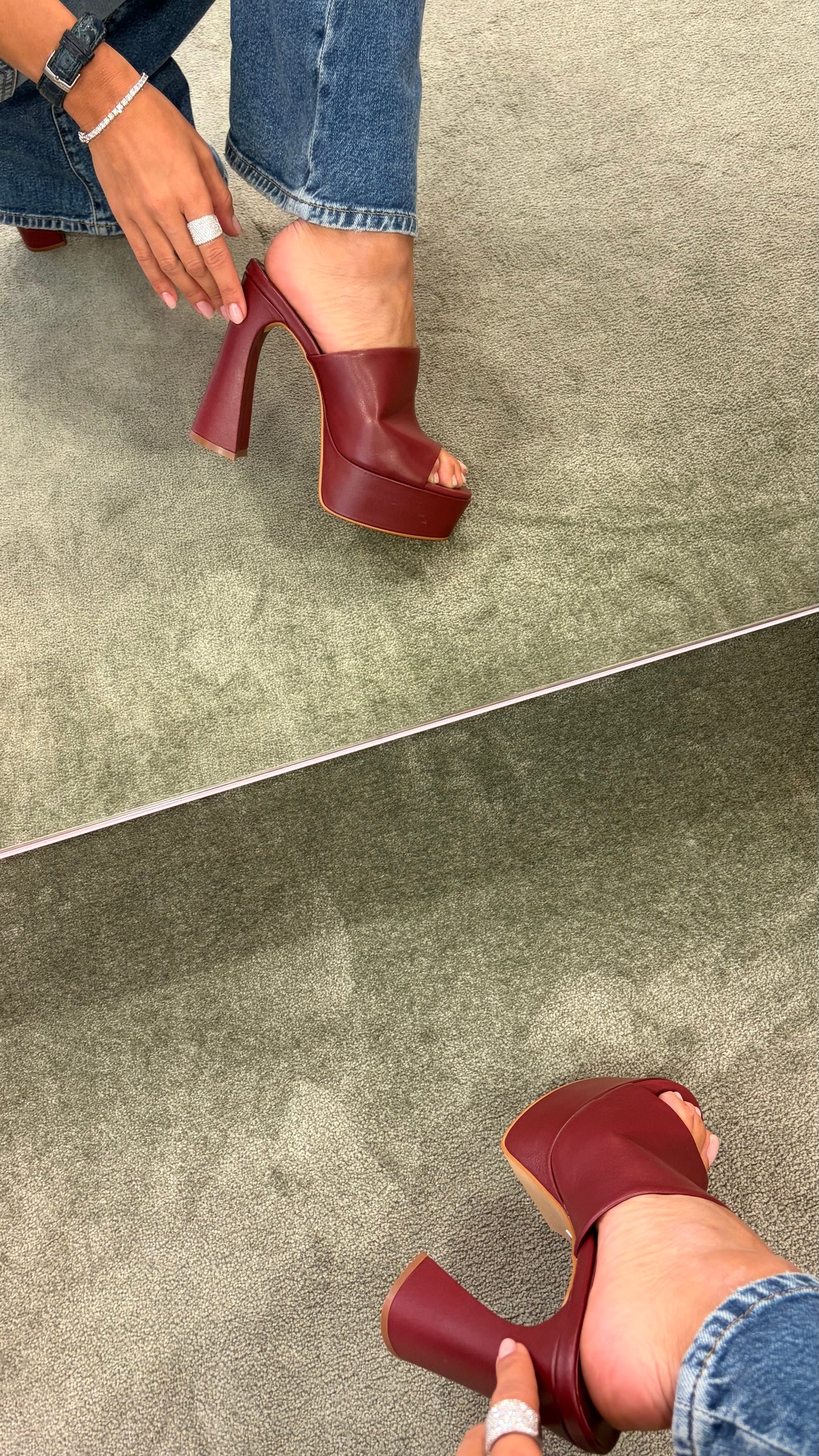 Sabot bordeaux in pelle con plateau