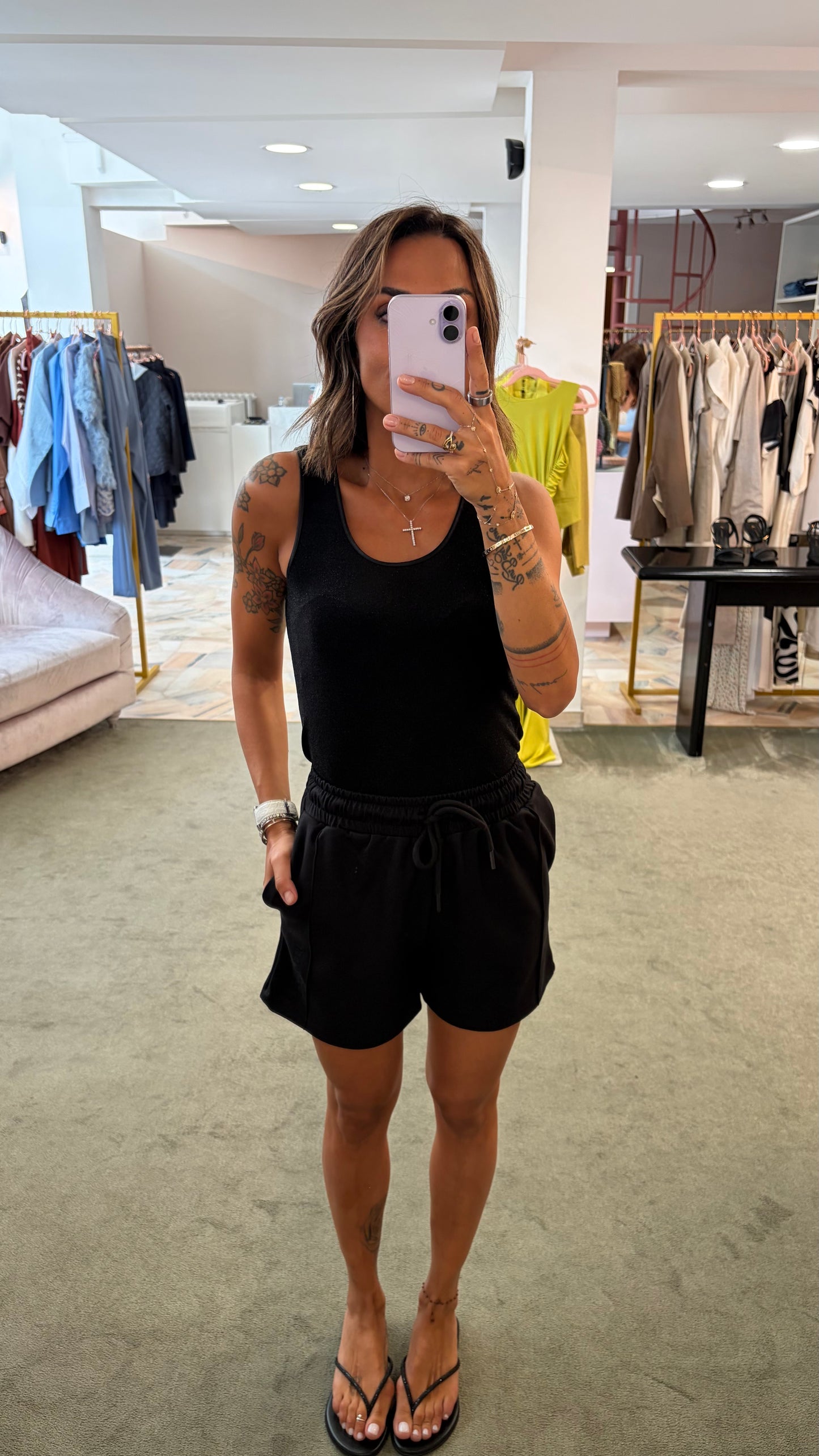 Shorts nero in viscosa Hinnominate