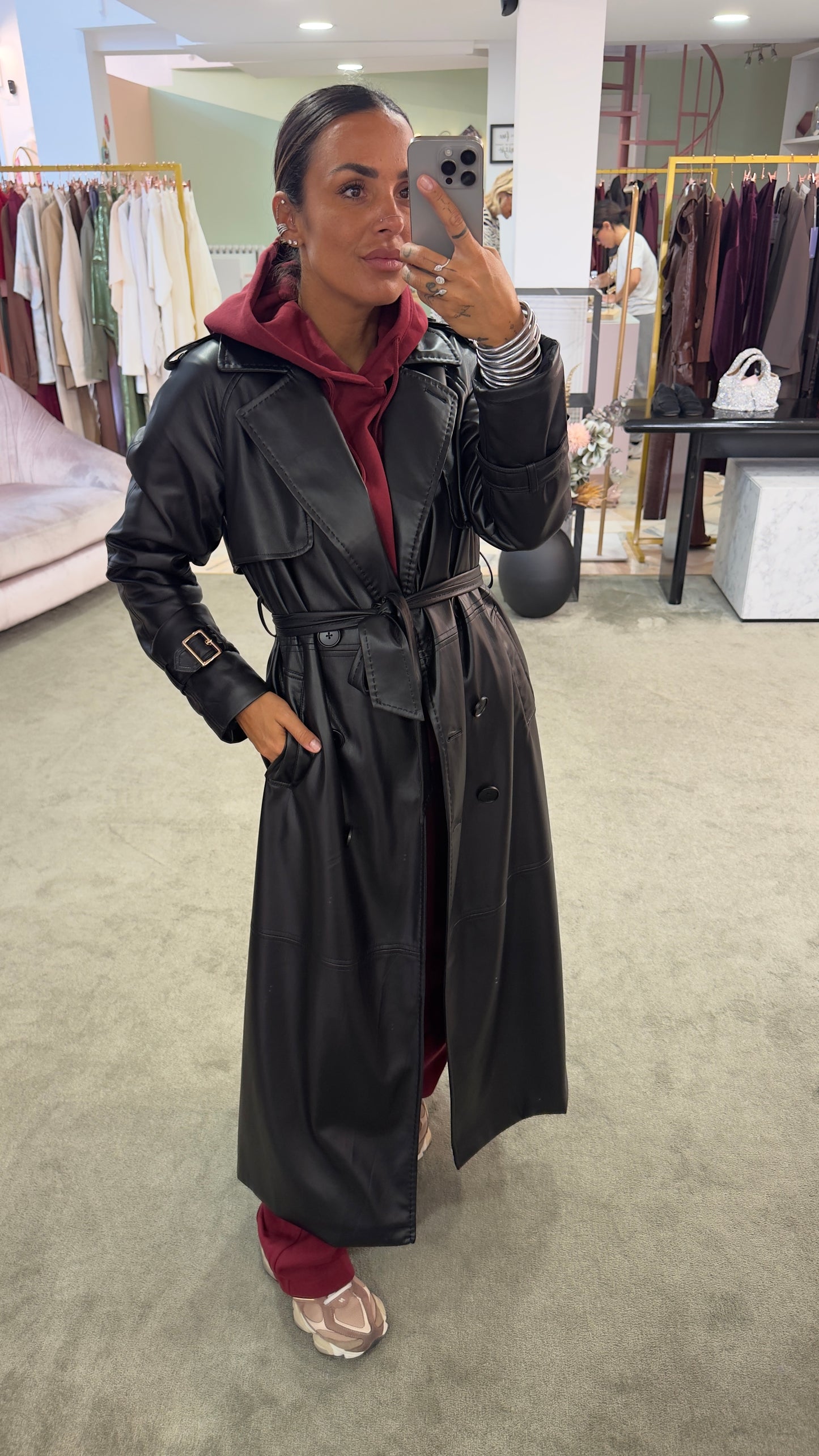 Trench nero lungo in ecopelle fr