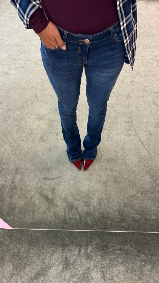 Jeans bootcut denim scuro elasticizzato fr