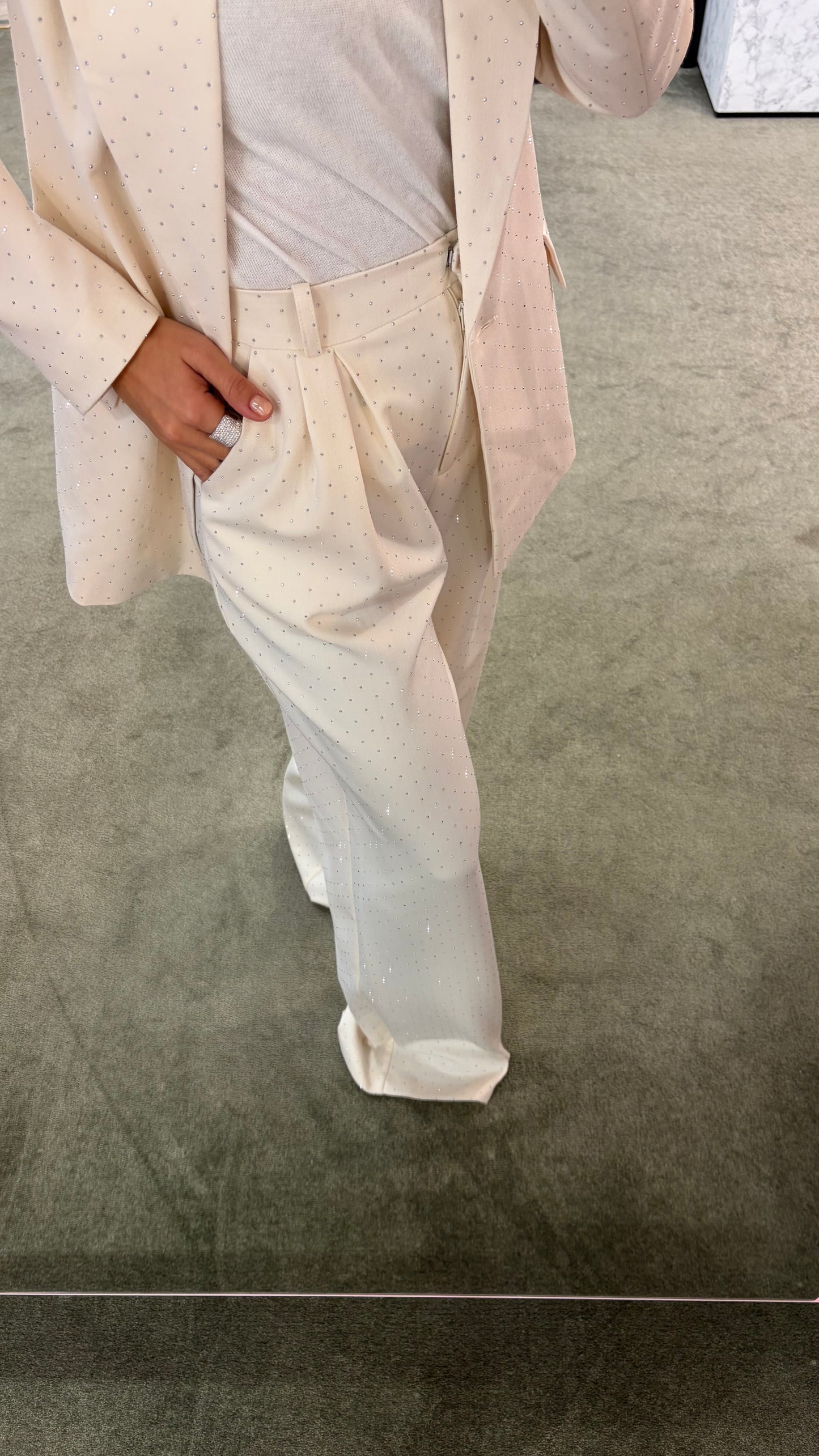Pantaloni crema in raso crystal wide leg Actualee