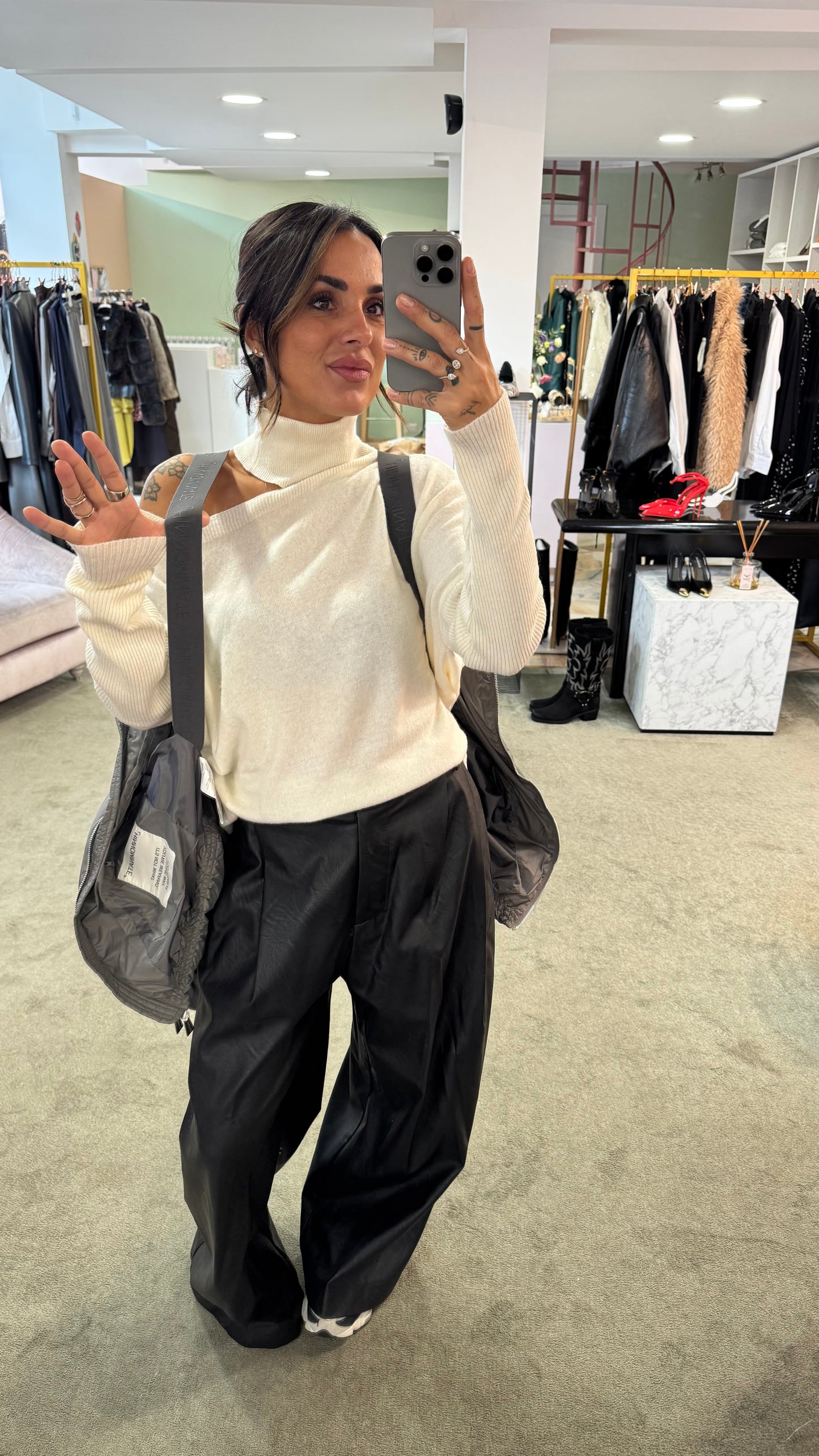 Piumino grigio over con cappuccio Hinnominate