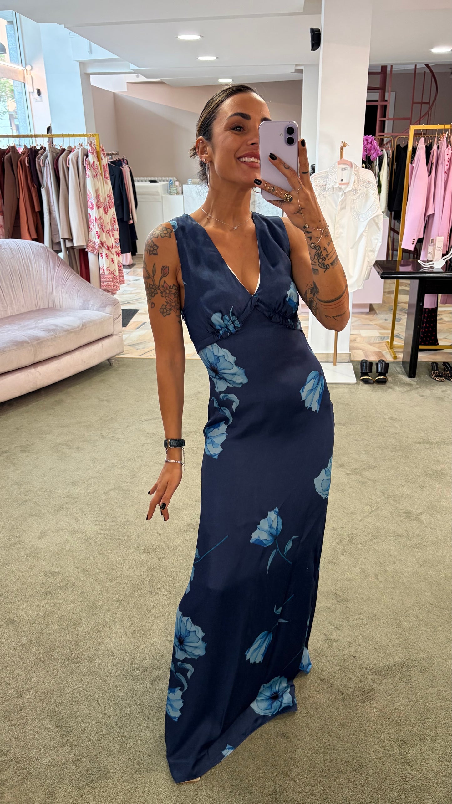 Abito ines lungo MAR DE MARGARITAS blu con fiori azzurri