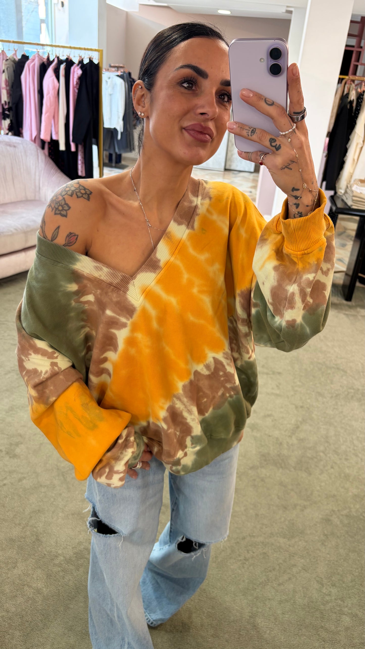 Felpa gialla verde tie-dye scollo a v Don't@Me