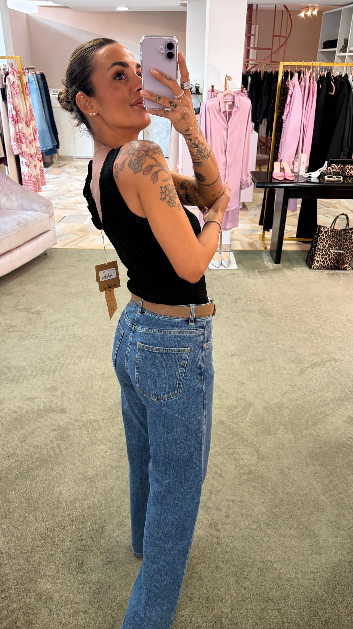 Canotta nera con spallina rouges bj