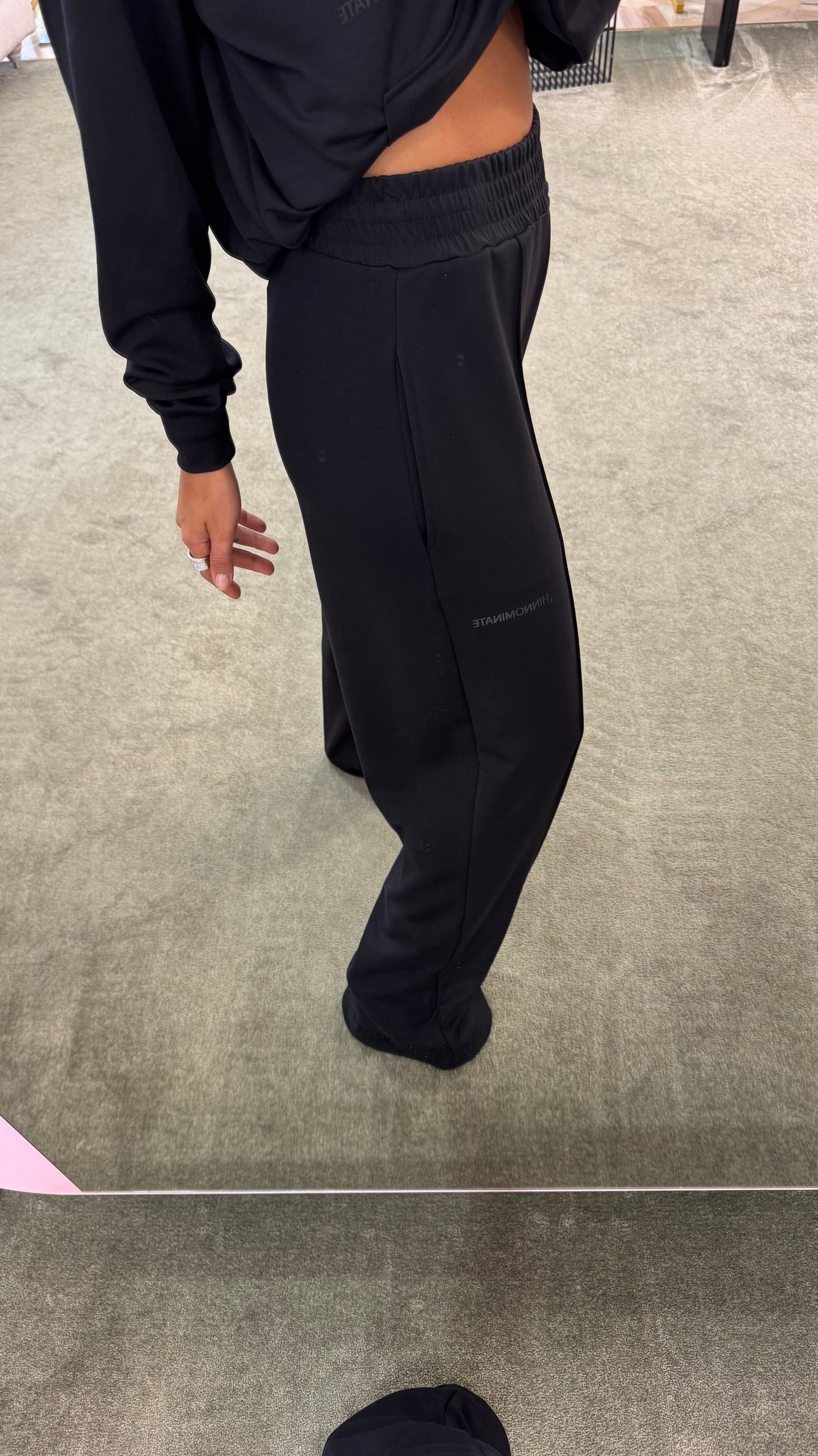 Joggers neri in modal hinnominate