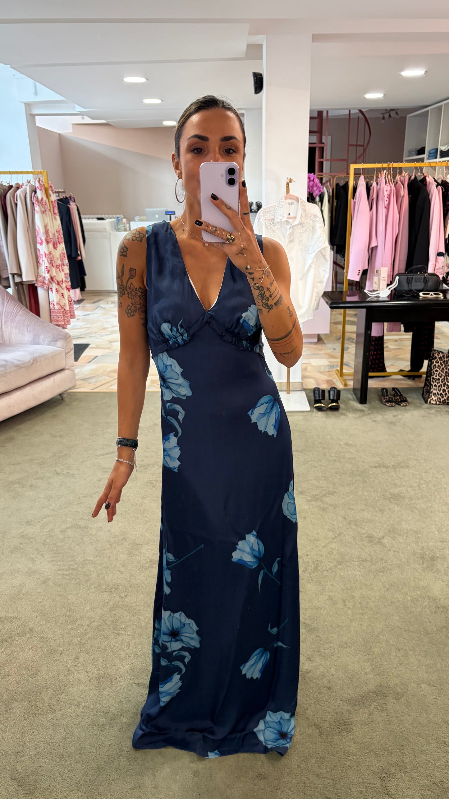 Abito ines lungo MAR DE MARGARITAS blu con fiori azzurri