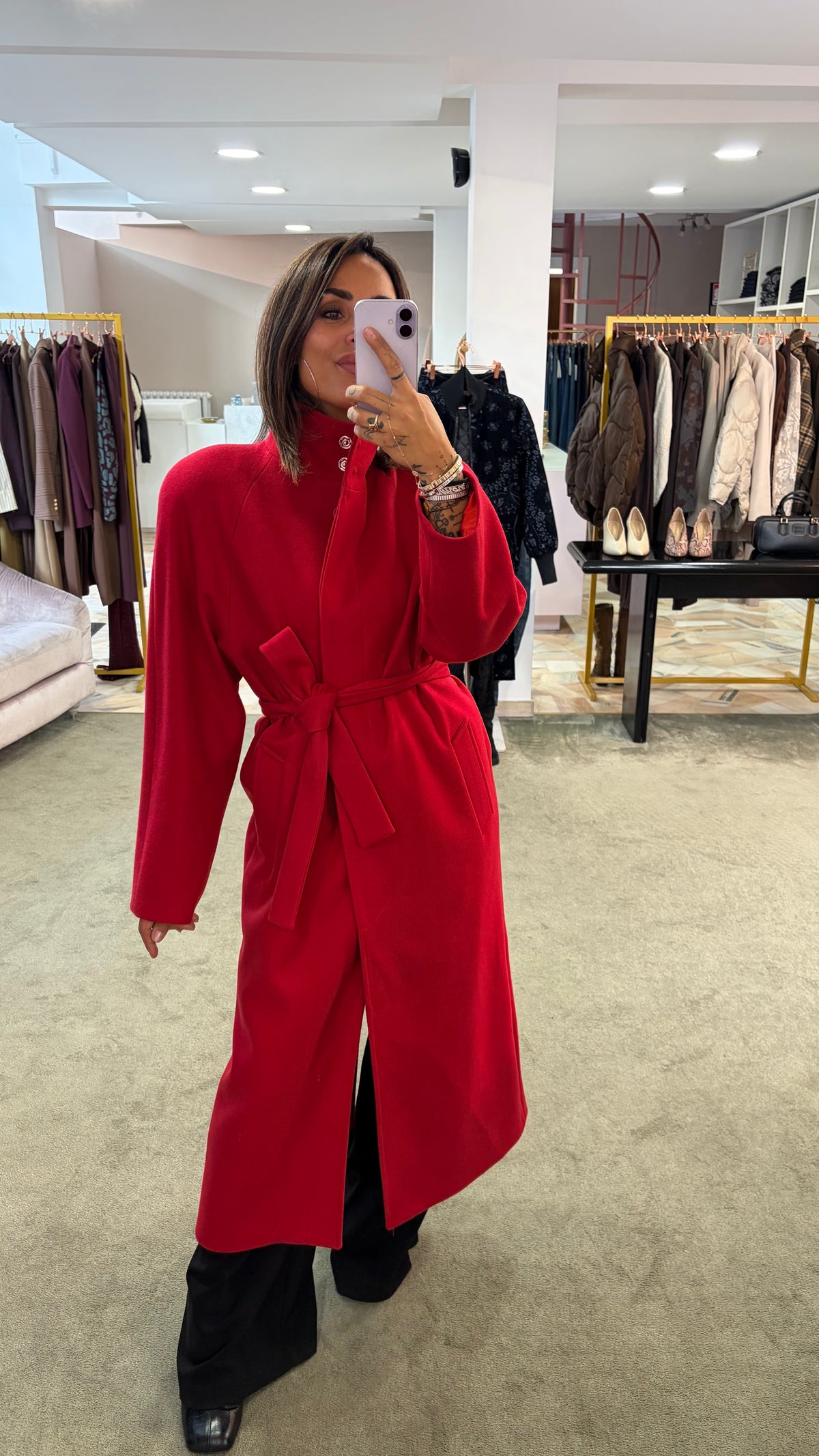 Cappotto lungo rosso con cintura Actualee