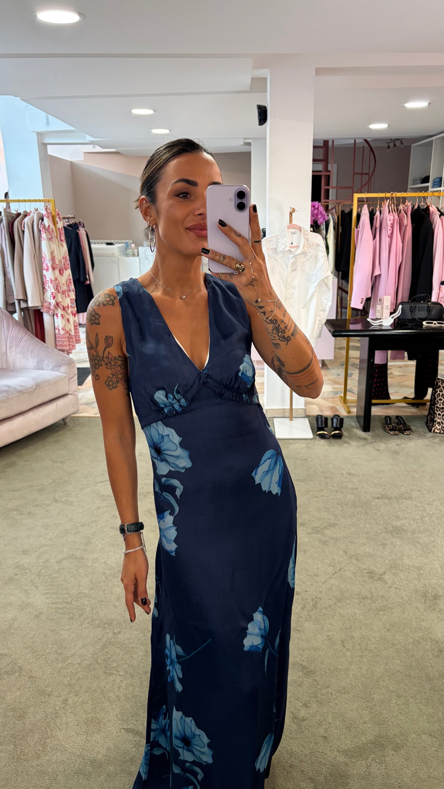 Abito ines lungo MAR DE MARGARITAS blu con fiori azzurri