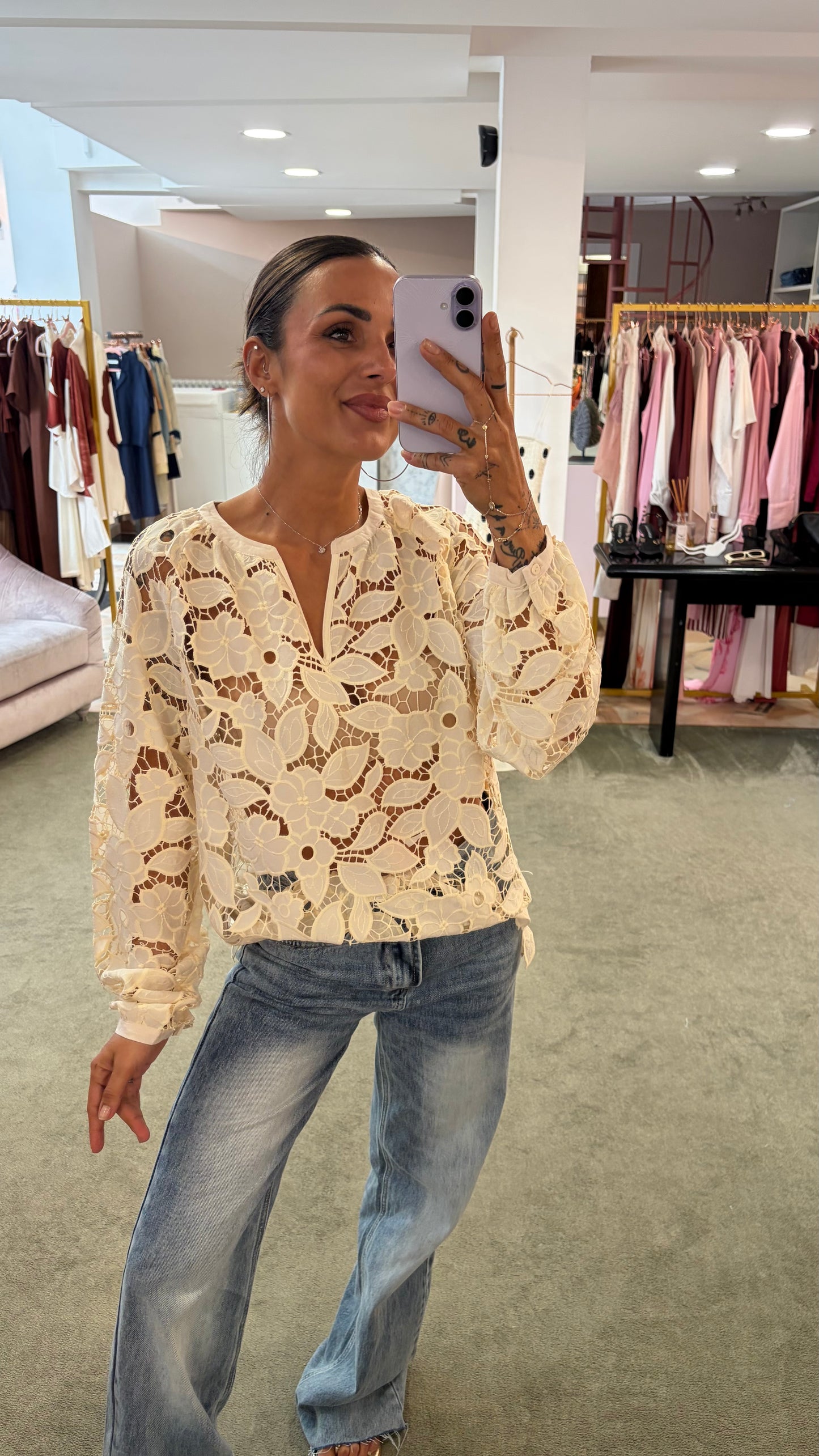 Camicia coreana crema  foglie traforata manica lunga sy