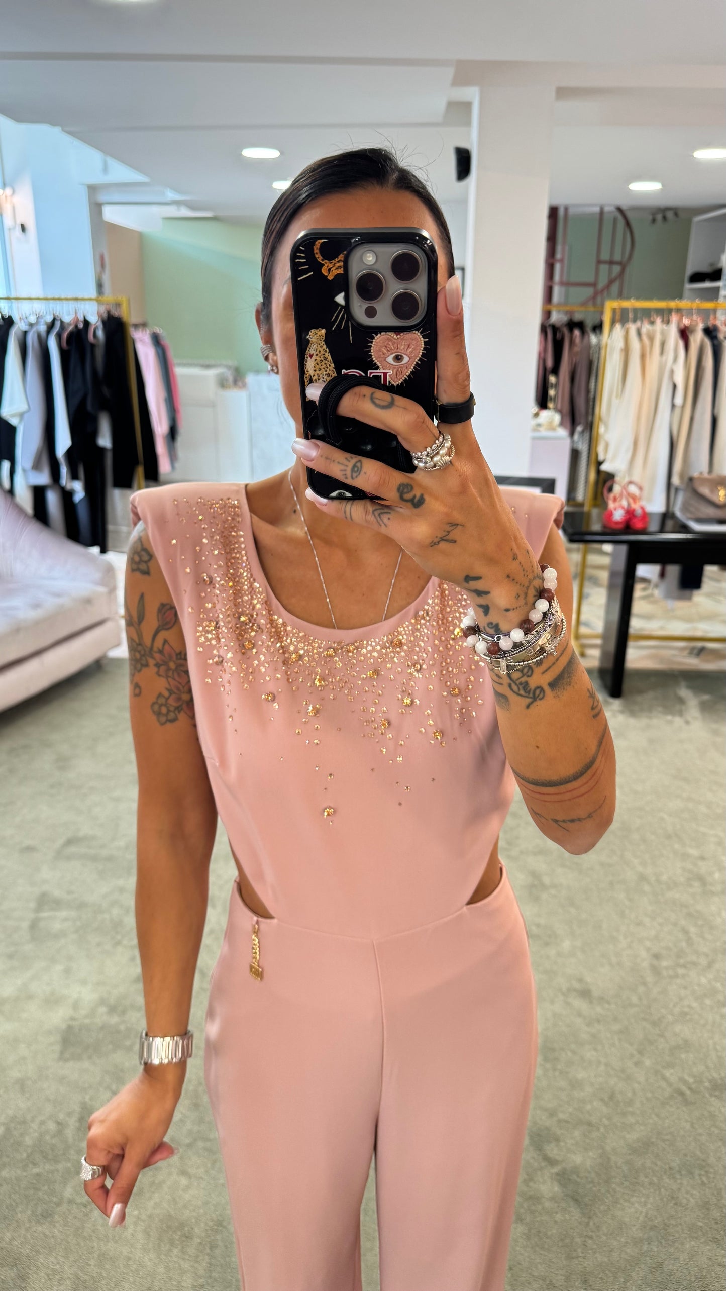 Jumpsuit rosa con cristalli fr