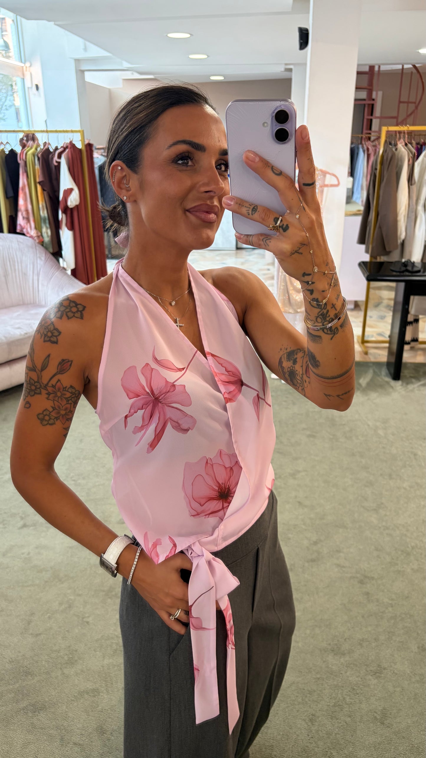 Top debbie MAR DE MARGARITAS rosa con fiori