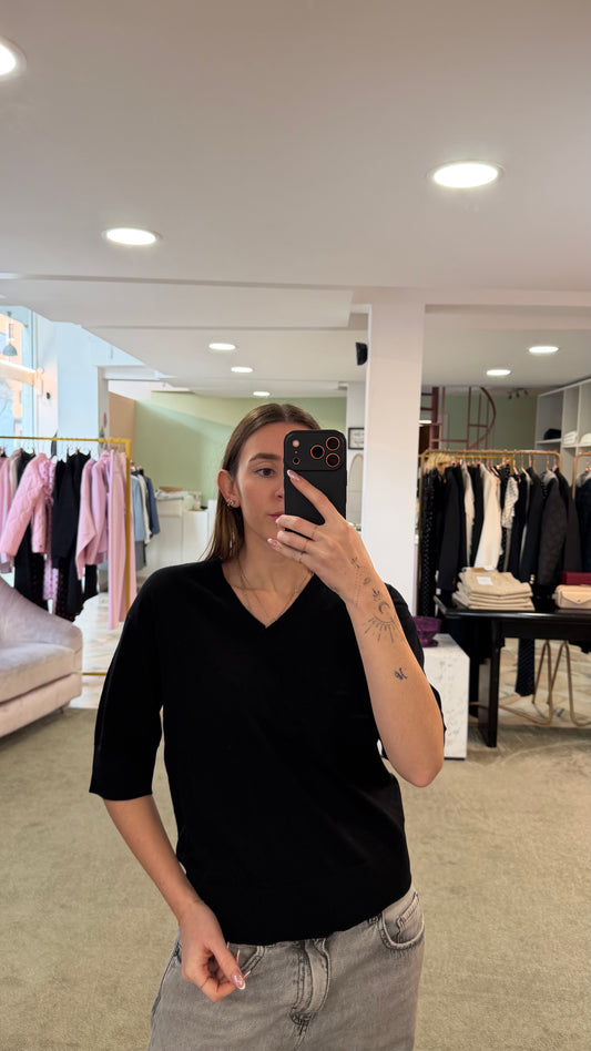 Maglione nero scollo a v mezza manica in lana sl