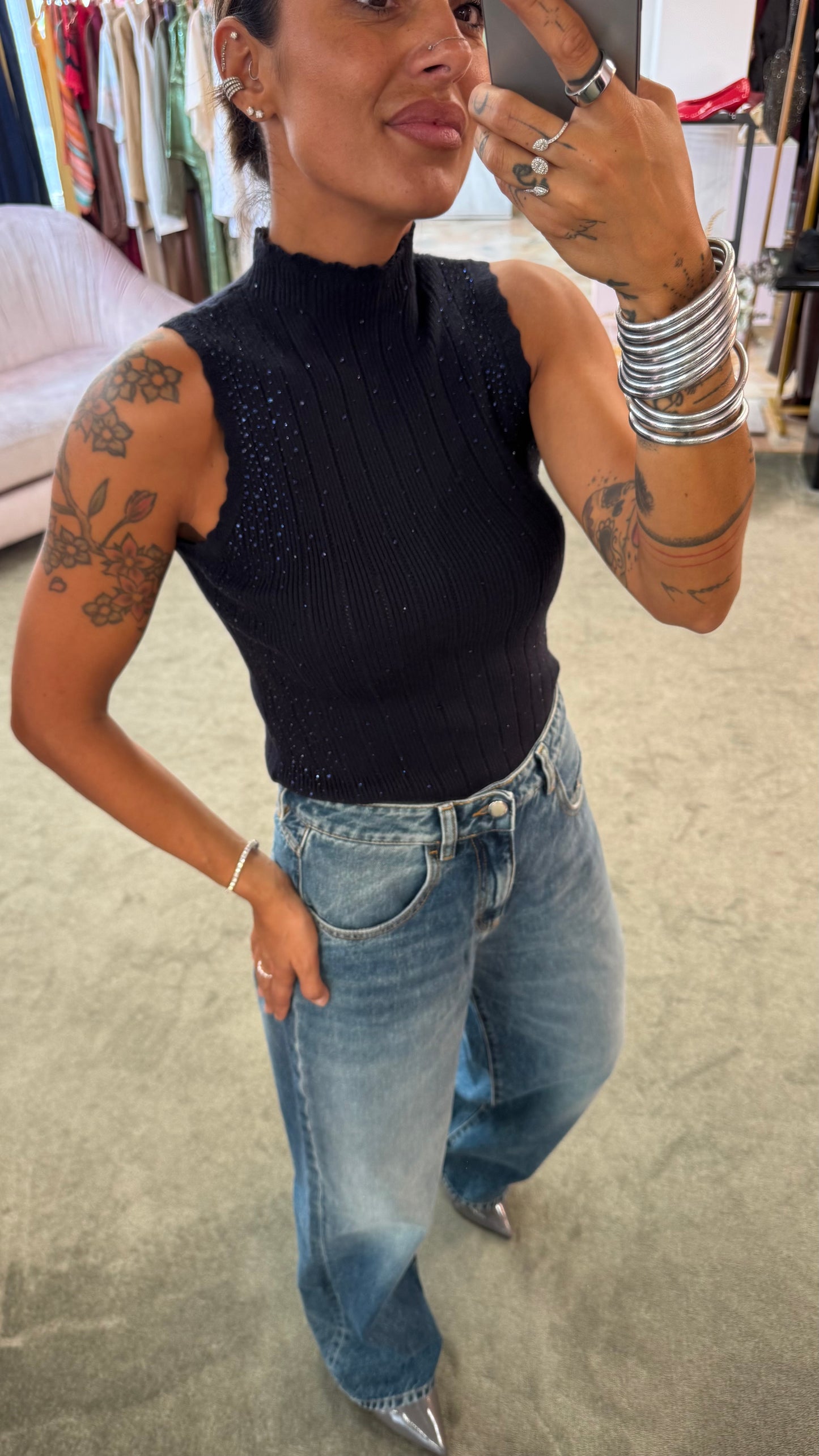 Lupetto smanicato blu notte con cristalli a costine fr