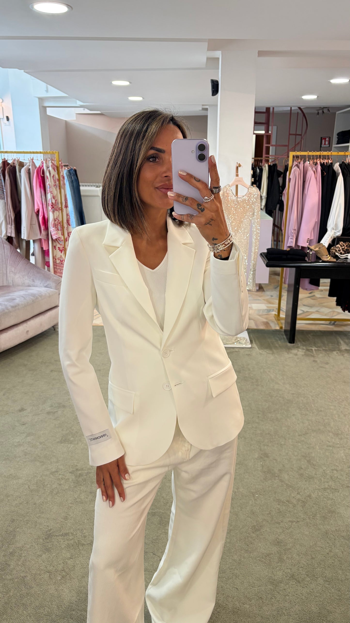 Canotta bianca scollo a v costine Petite Pull