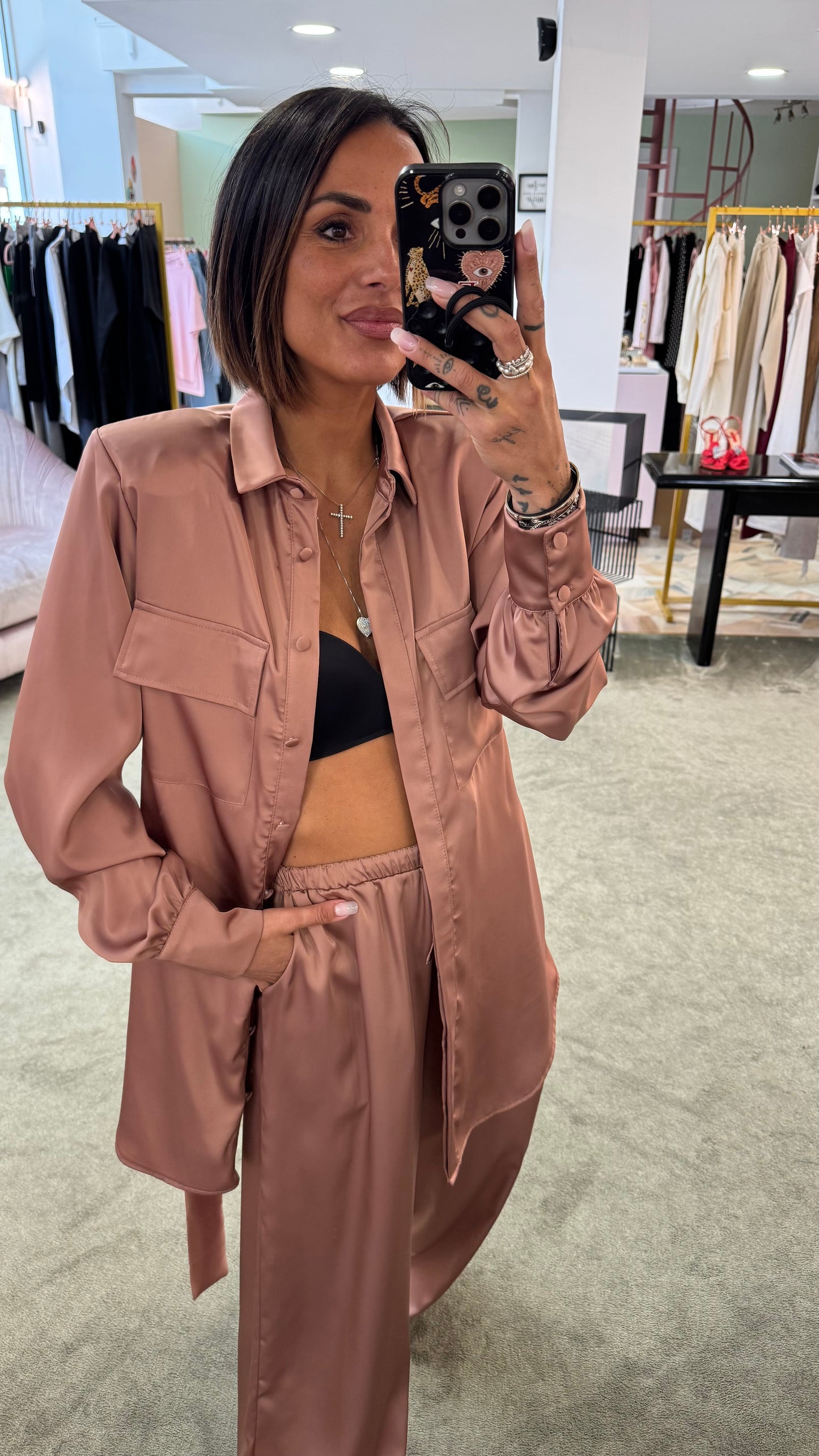 Pantaloni rosa blush in satin morbidi ks