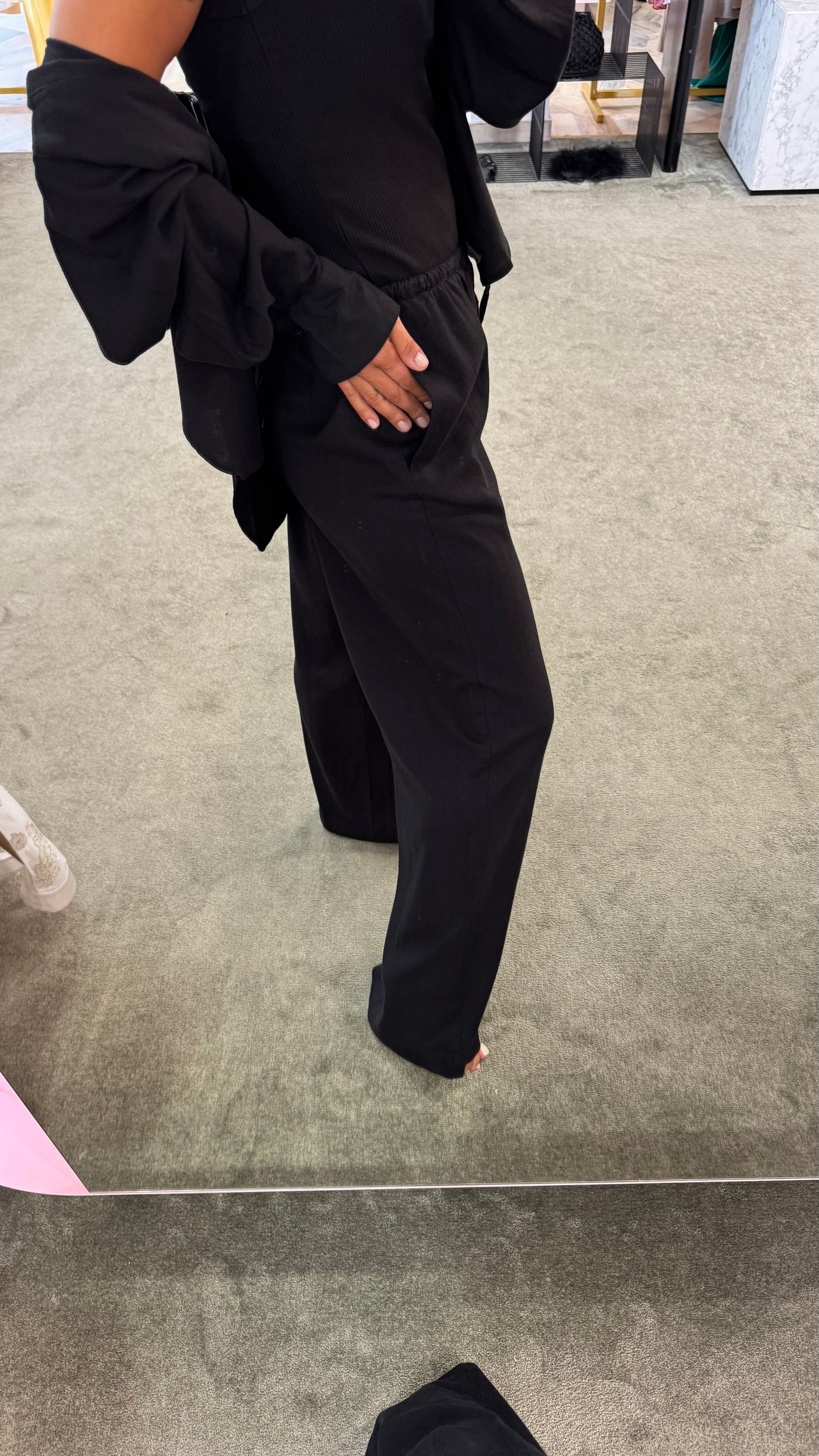 Pantaloni neri in lino con coulisse jx