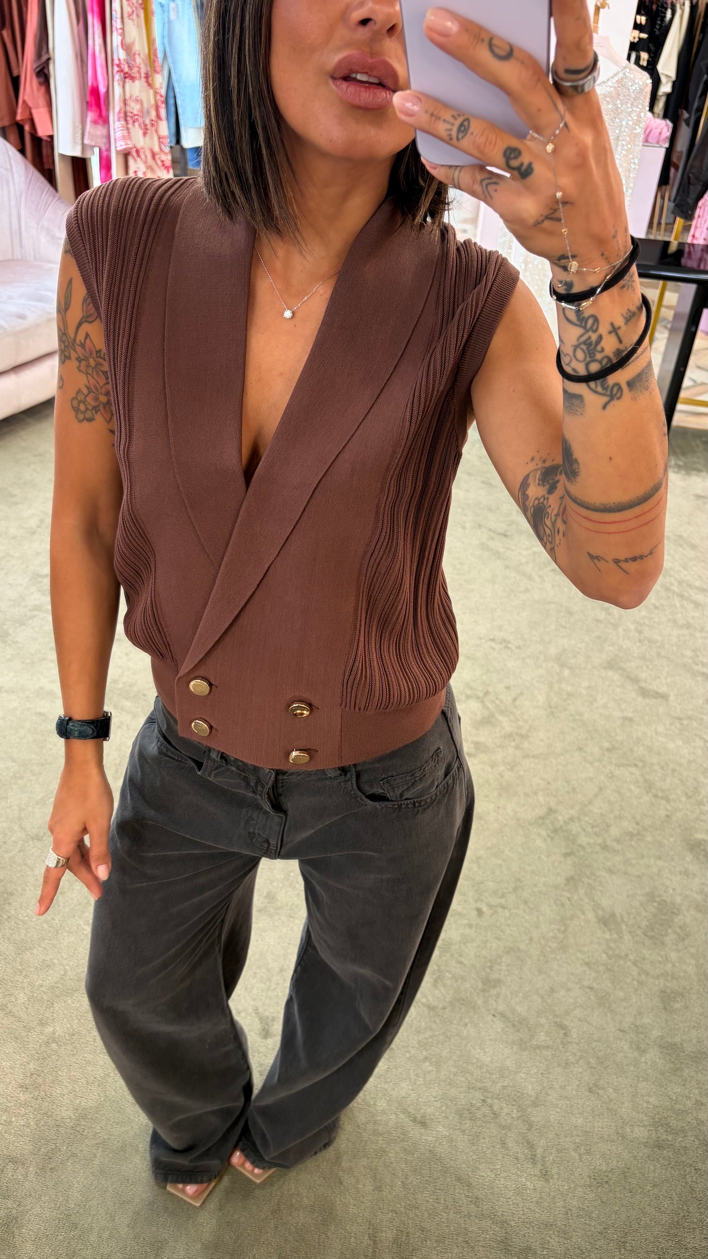 Gilet cacao in maglia con bottoni oro fr
