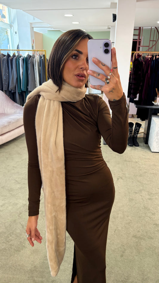 Sciarpa ecru in eco pelliccia sy